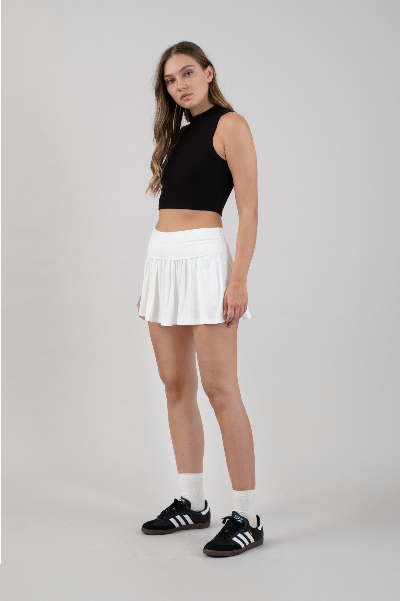 HIGH NECK CROPPED TANK