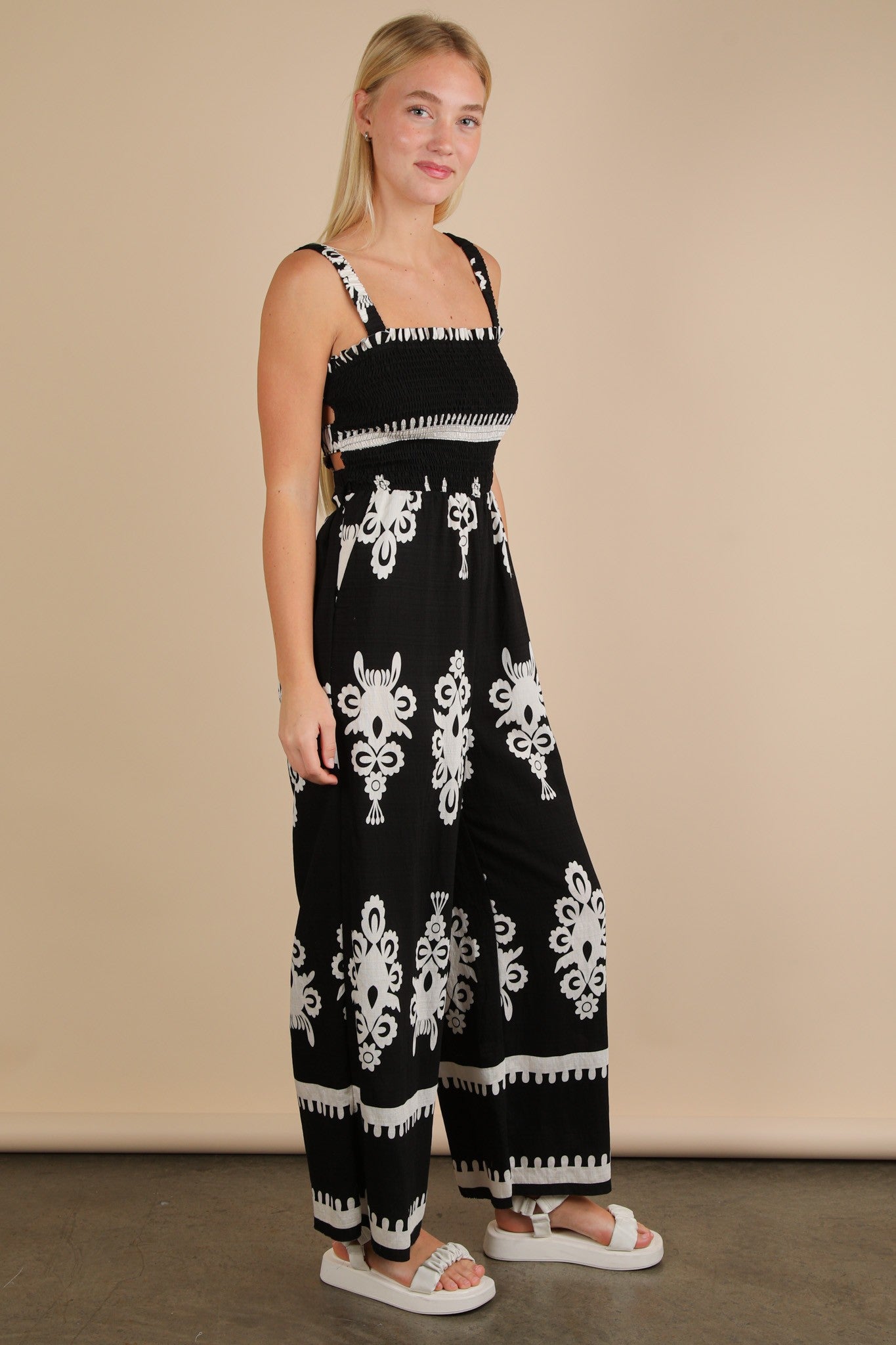 PRINTED SMOCK BACK JUMPSUIT