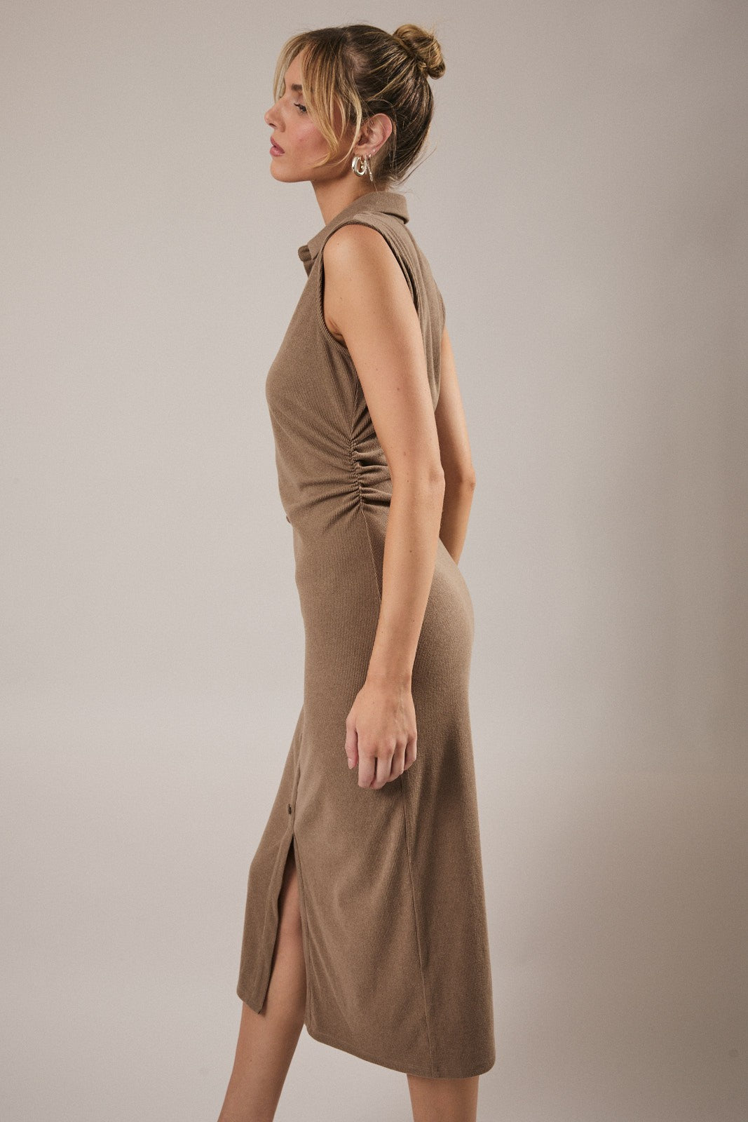 COLLARED BUTTON DETAIL DRESS