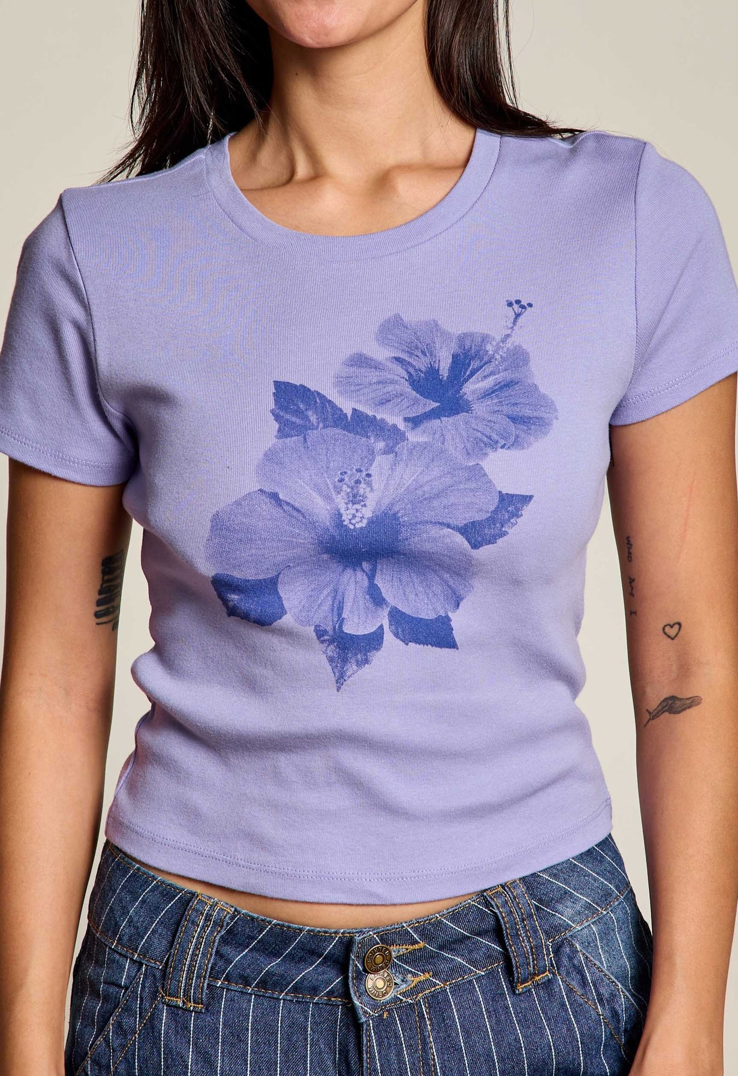 HIBISCUS GRAPHIC TEE