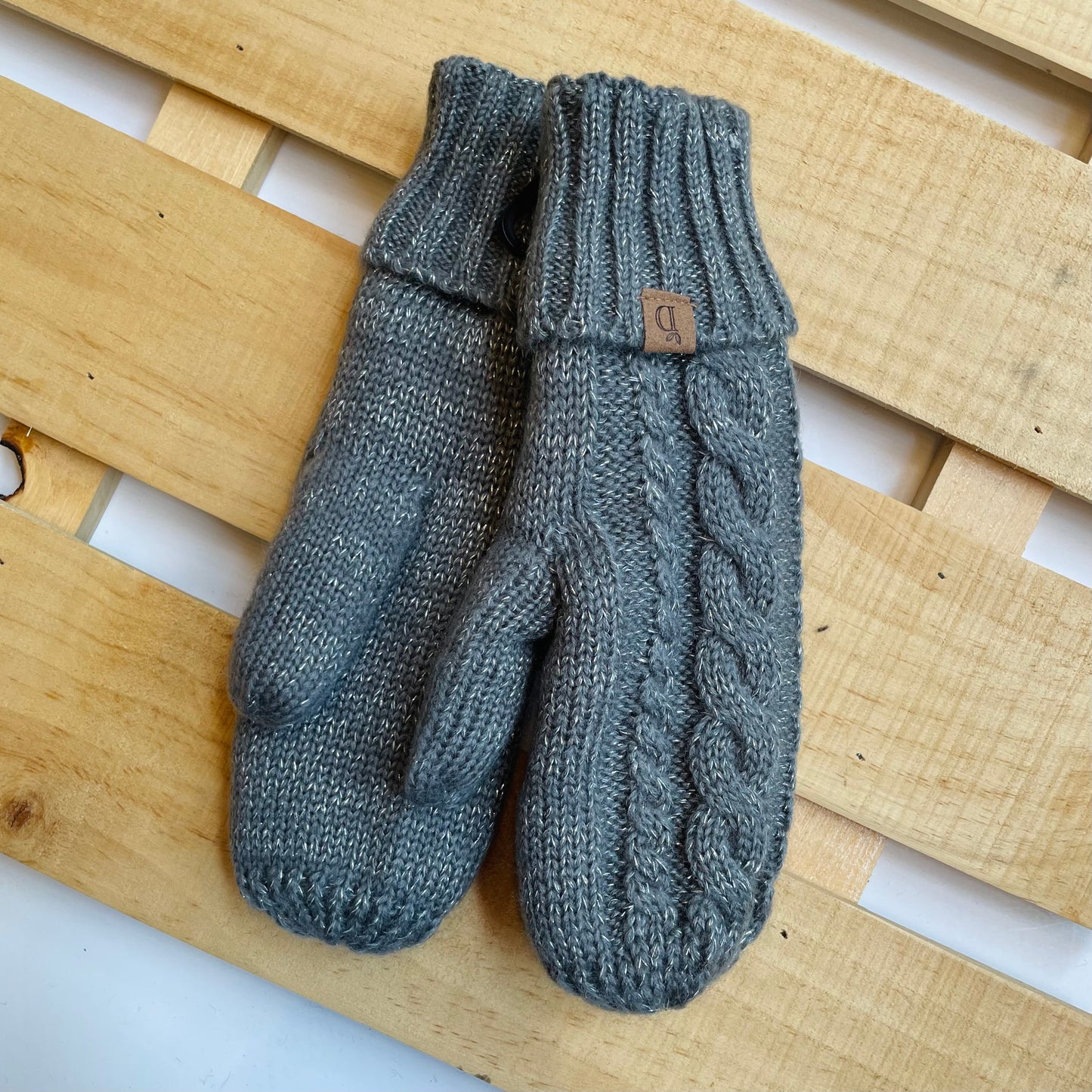 GLITTER MITTENS