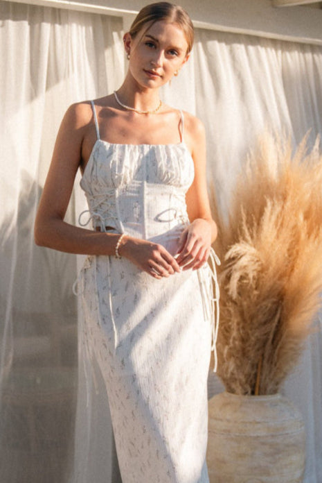 FLORAL PRINT LACE UP SKIRT