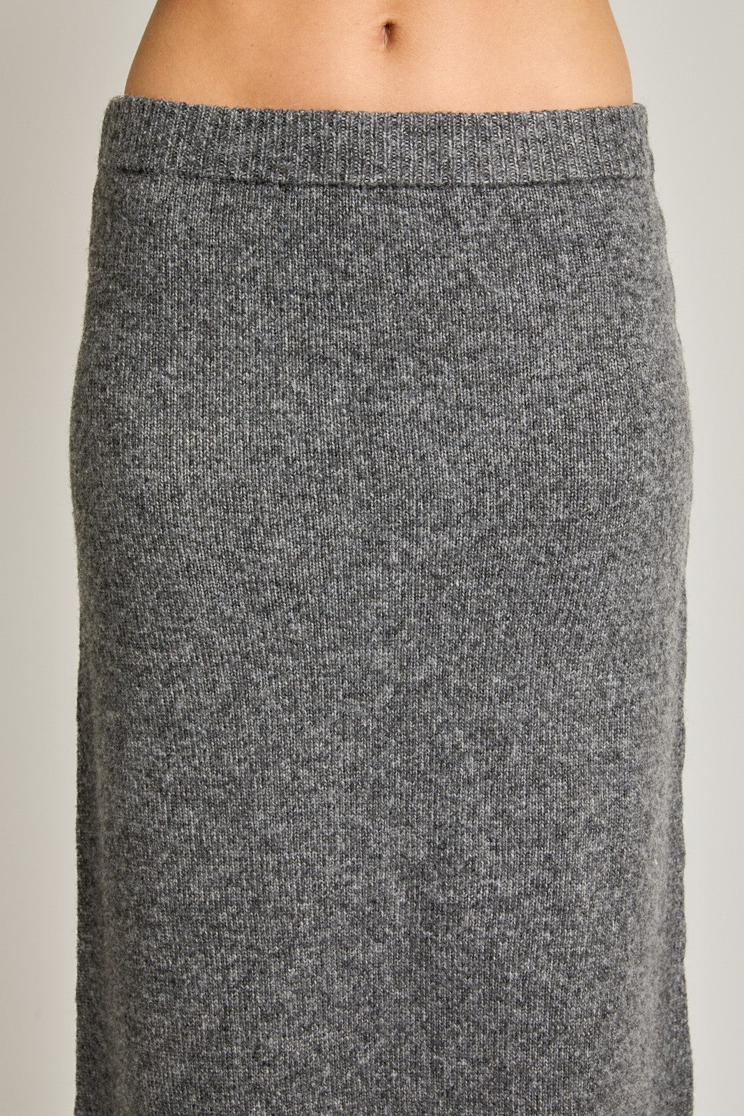 HIGH WAIST SWEATER SKIRT