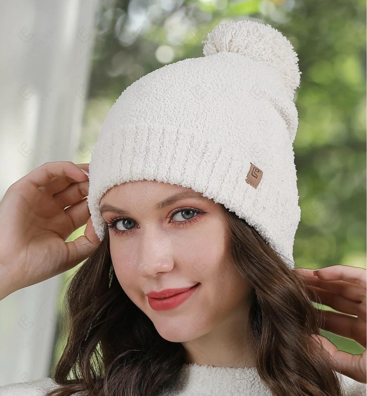 SOLID COLOR BEANIE