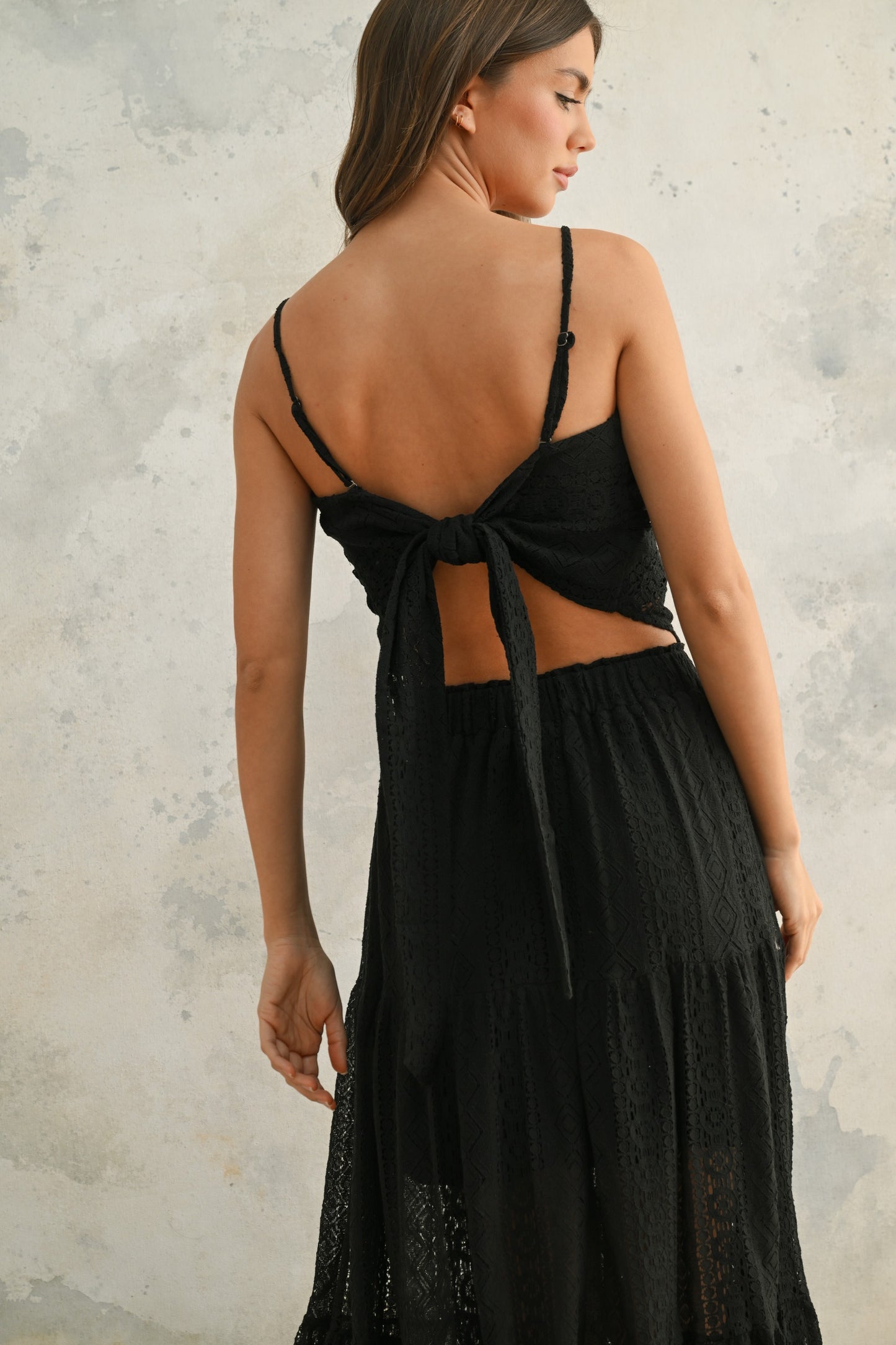 CROCHET LACE TIE BACK TOP