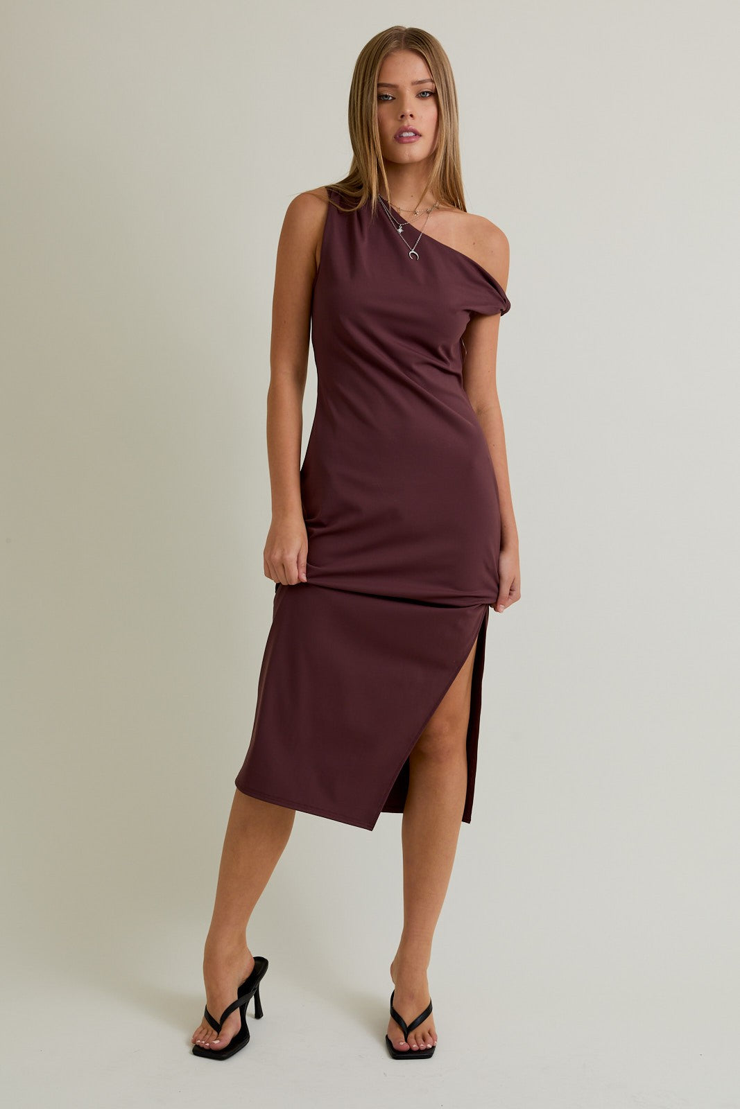 TWIST SHOULDER DETAIL MIDI DRESS