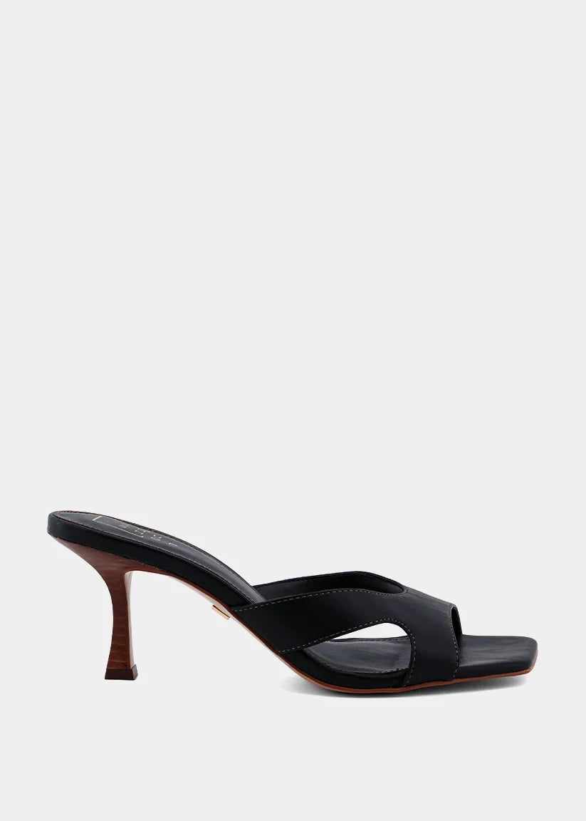 STITCH HEEL