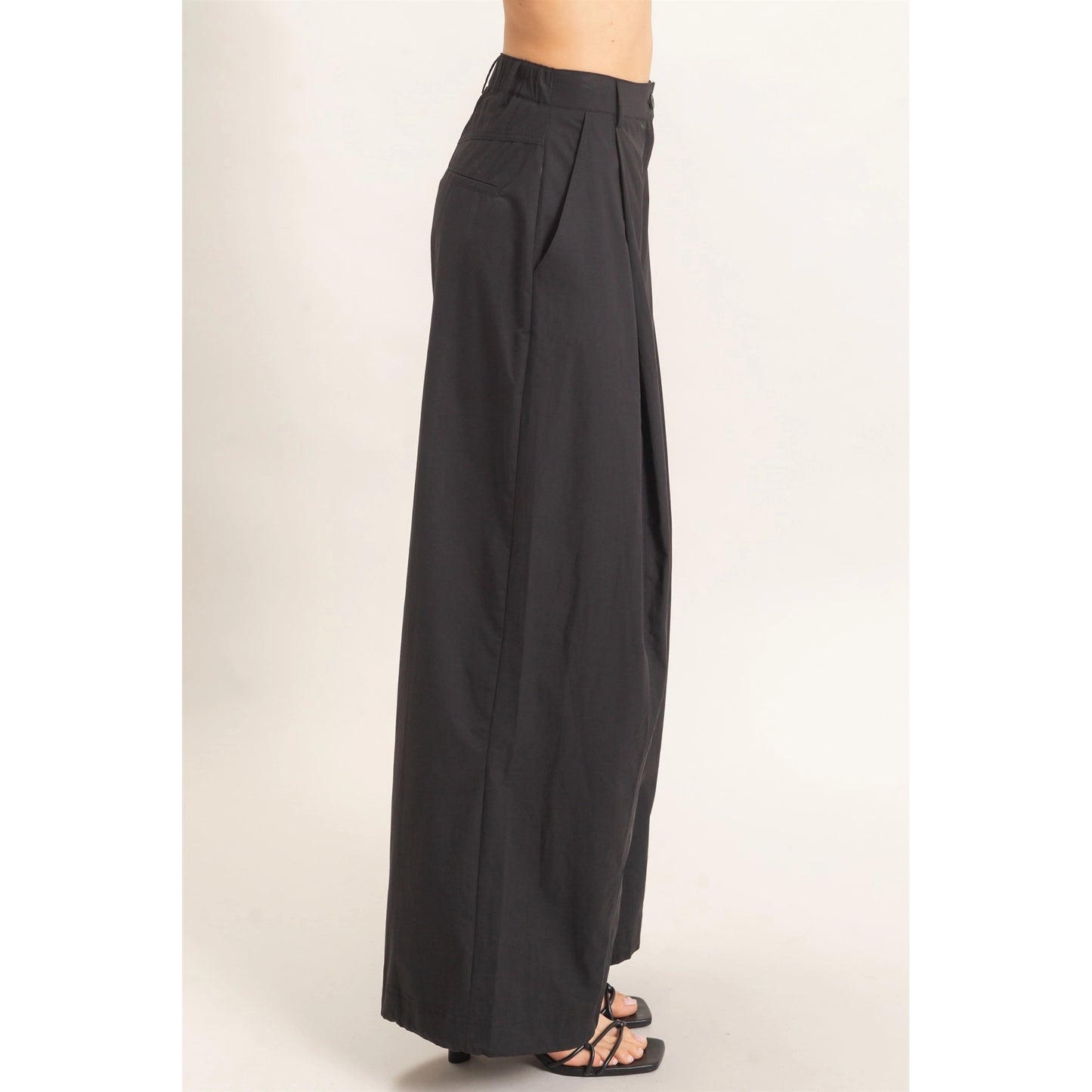 WIDE LEG CARGO PLEAT PANT