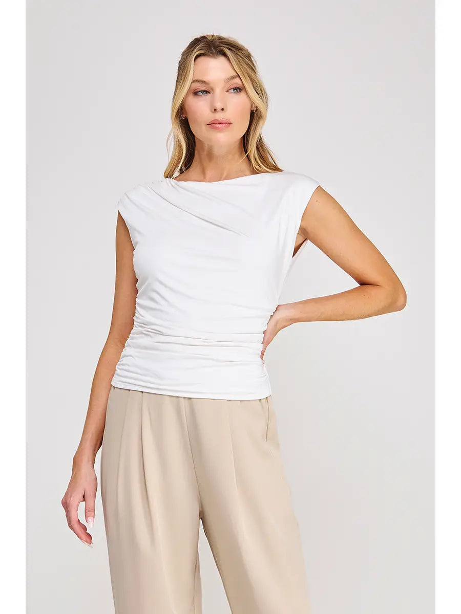 BOAT NECK RUCHED TOP
