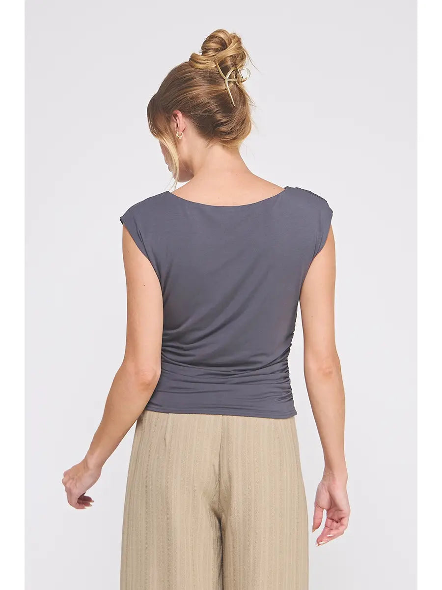 BOAT NECK RUCHED TOP