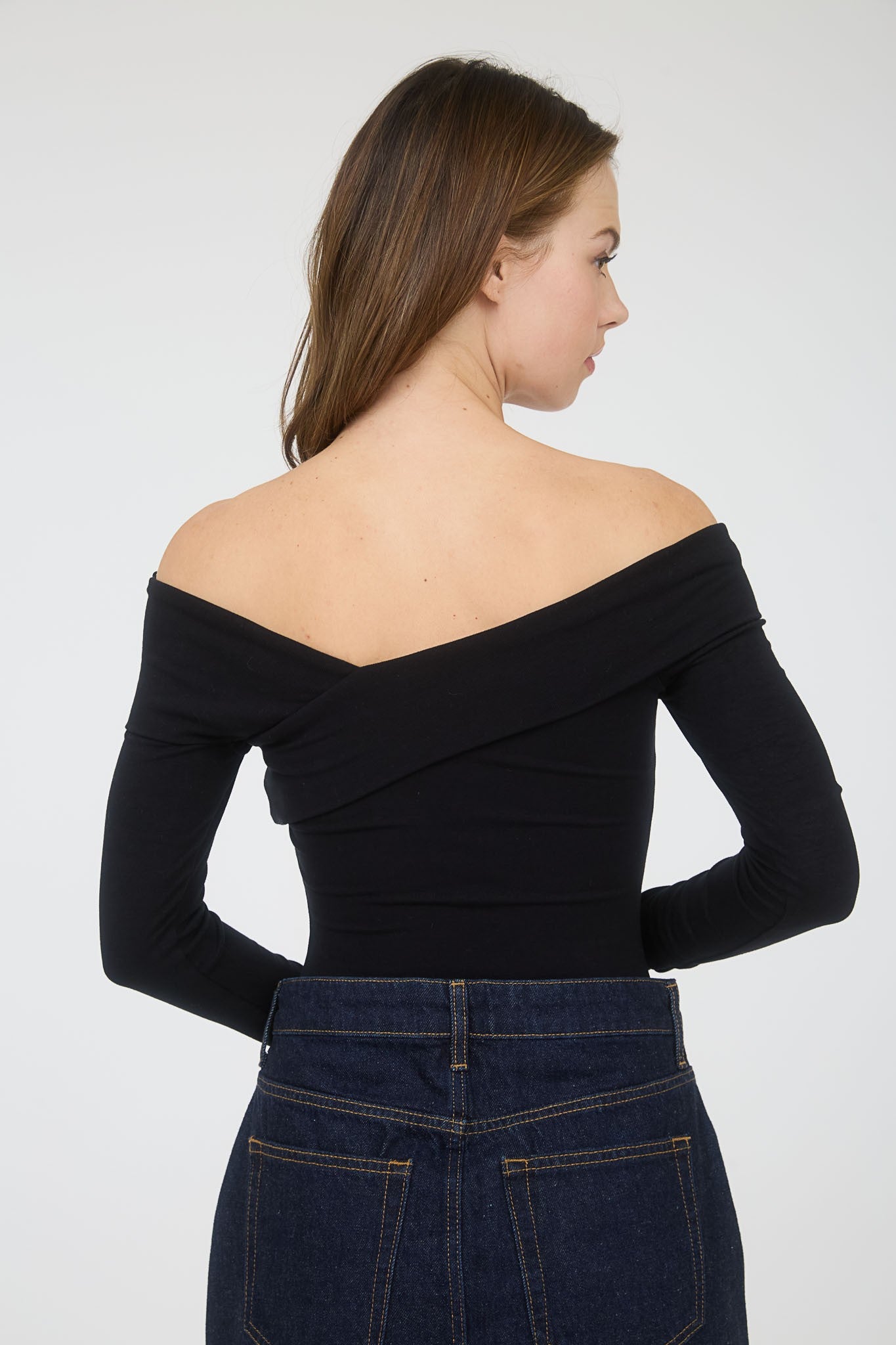 OFF SHOULDER LONG SLEEVE TOP