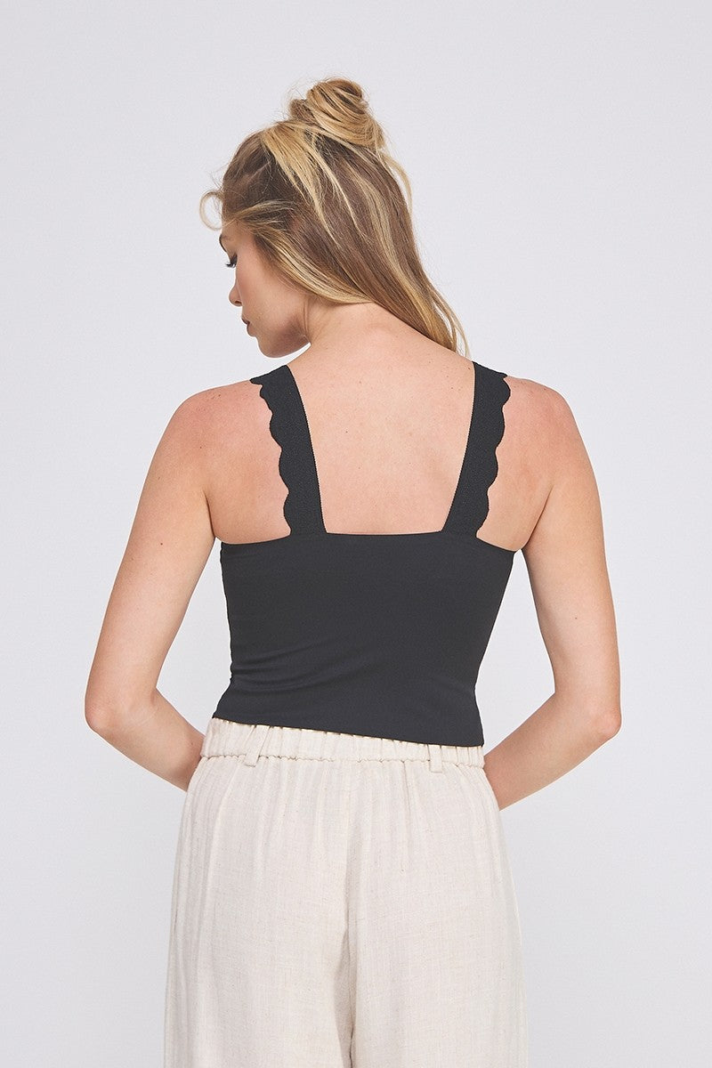 SCALLOP EDGE LACE BRALETTE