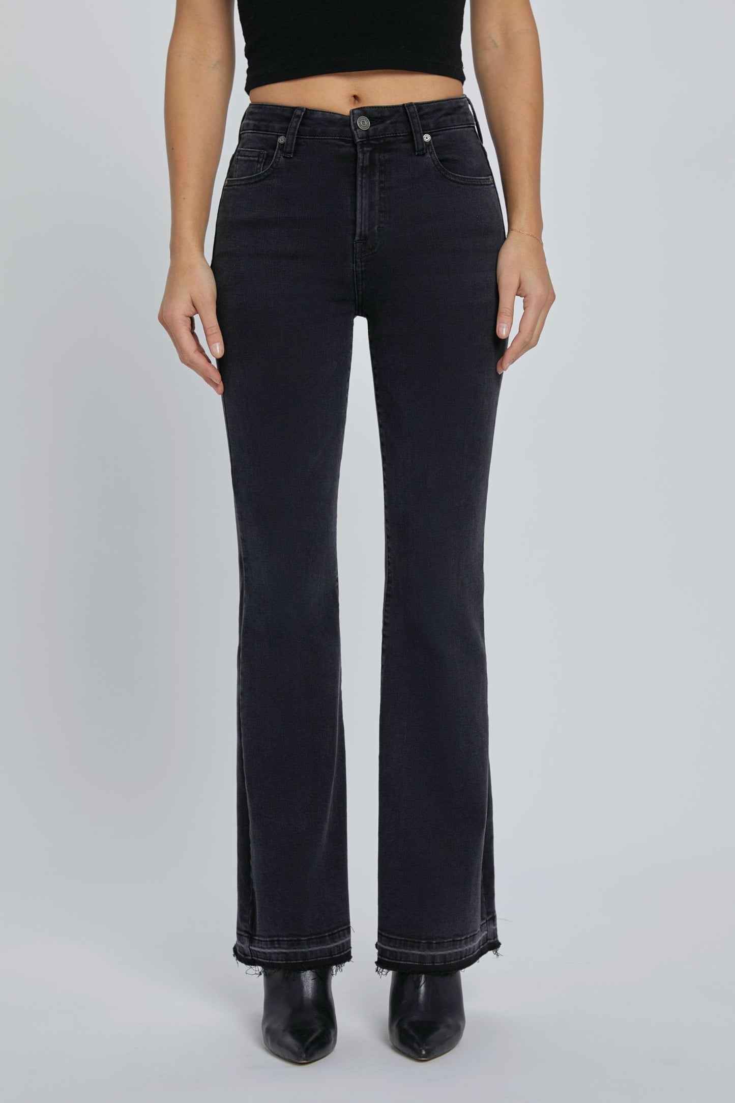 HAPPI FLARE JEANS W/ SPLIT