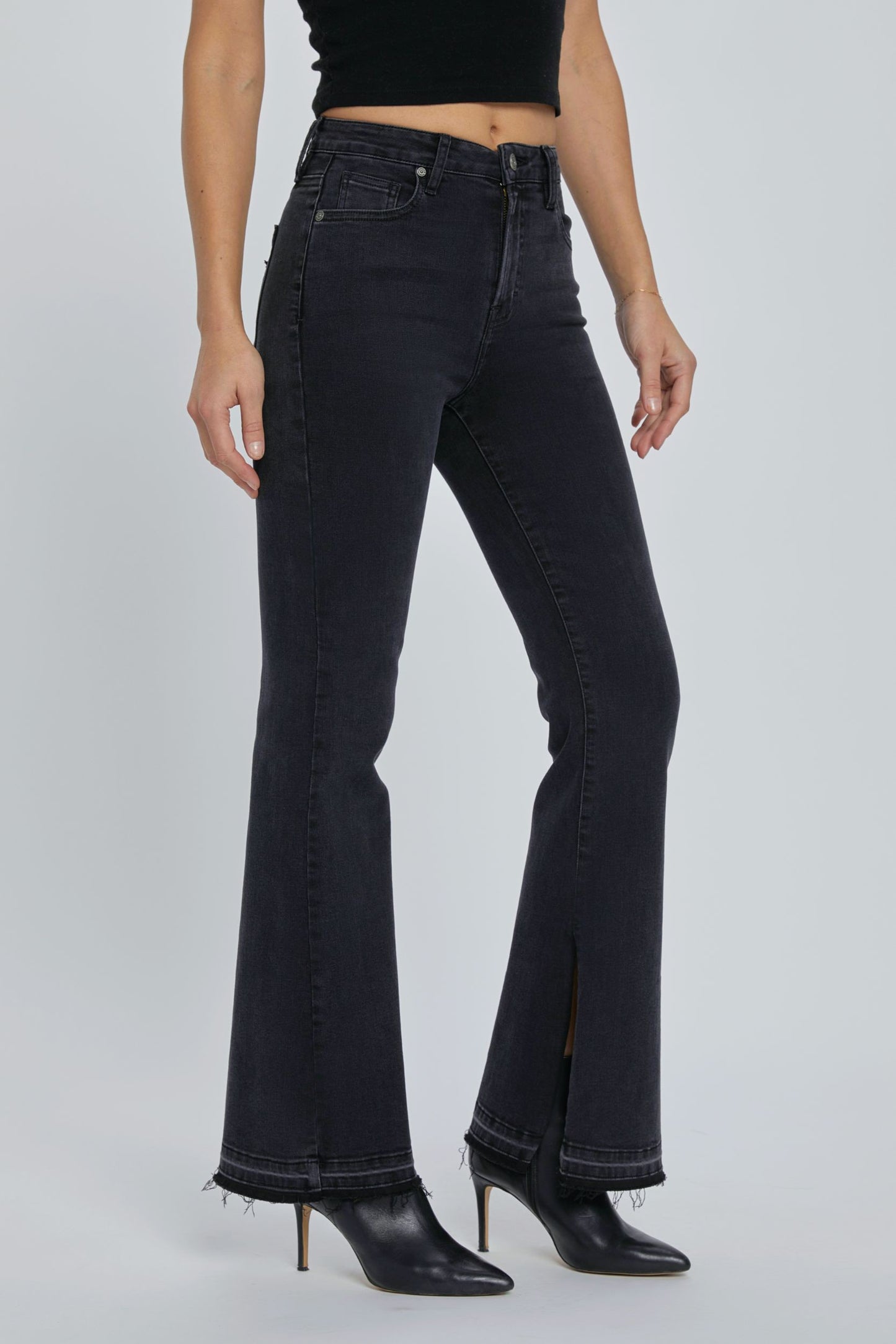 HAPPI FLARE JEANS W/ SPLIT