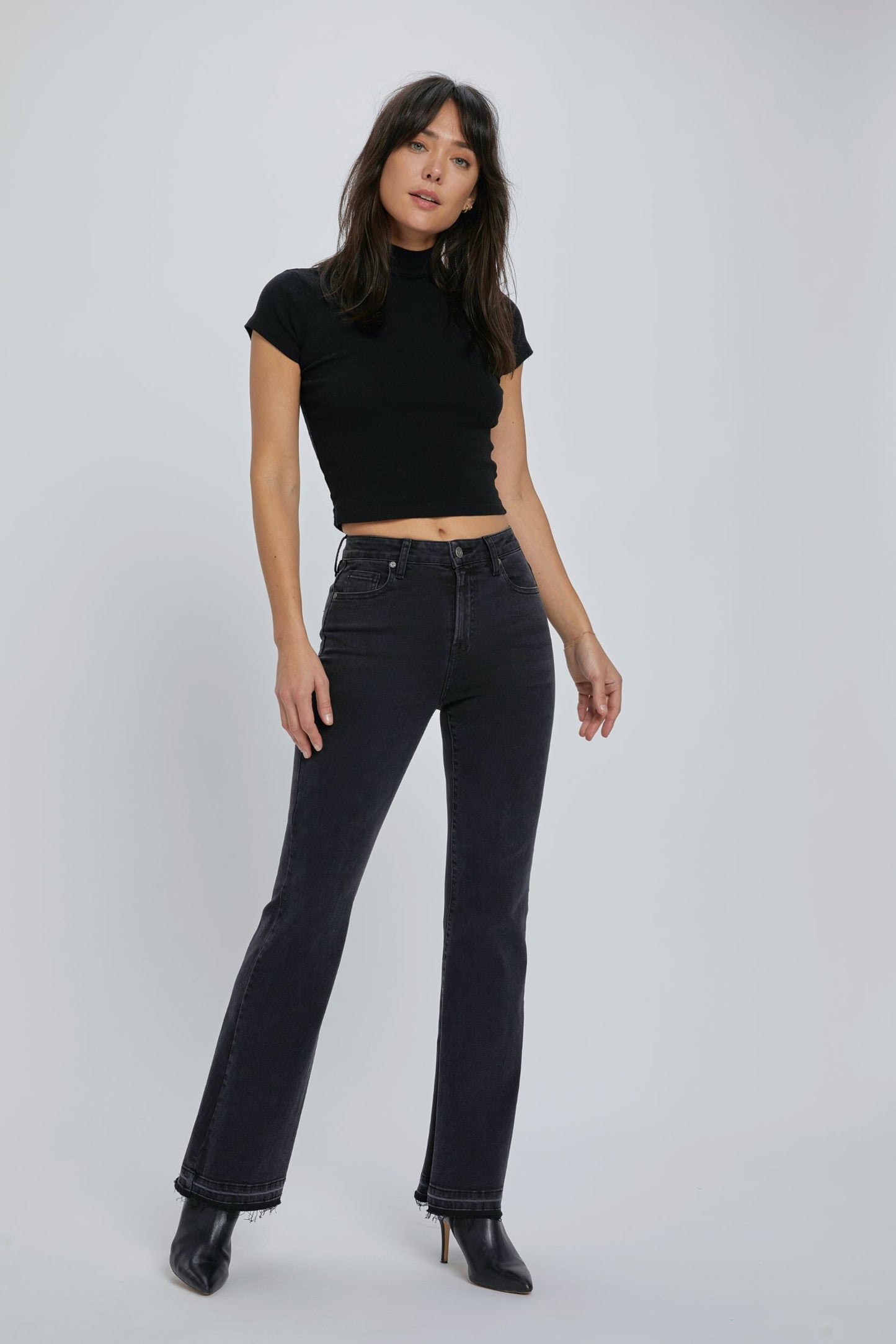 HAPPI FLARE JEANS W/ SPLIT