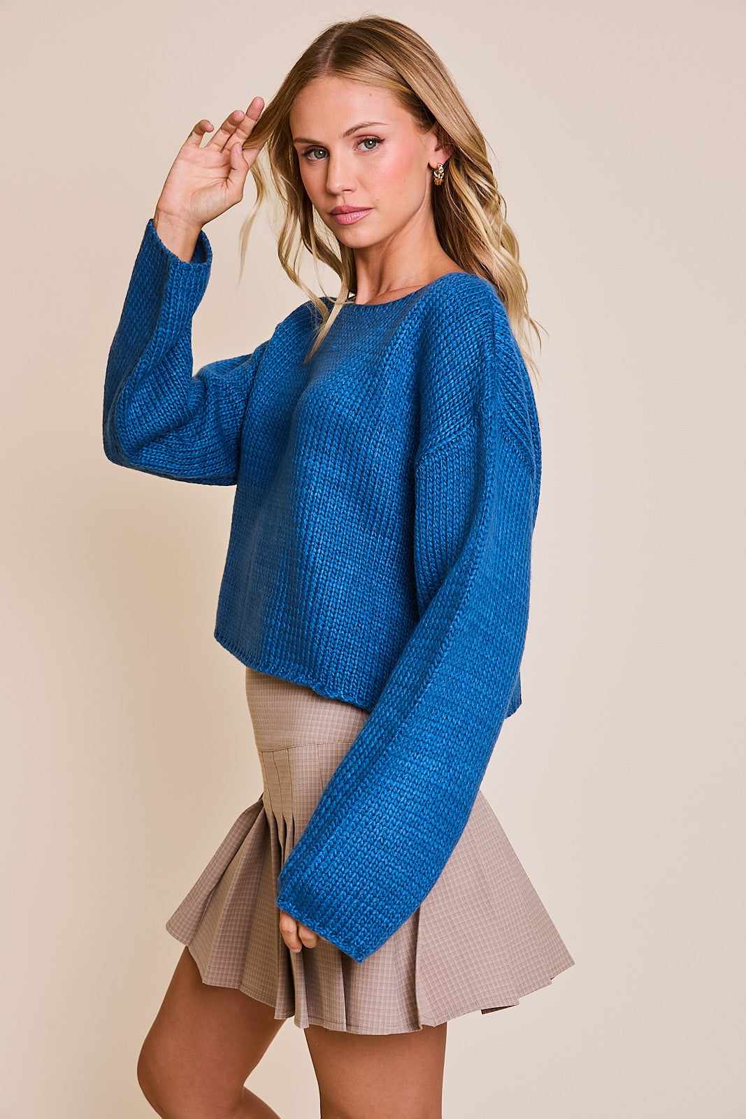 BOXY BOAT NECK SWEATER