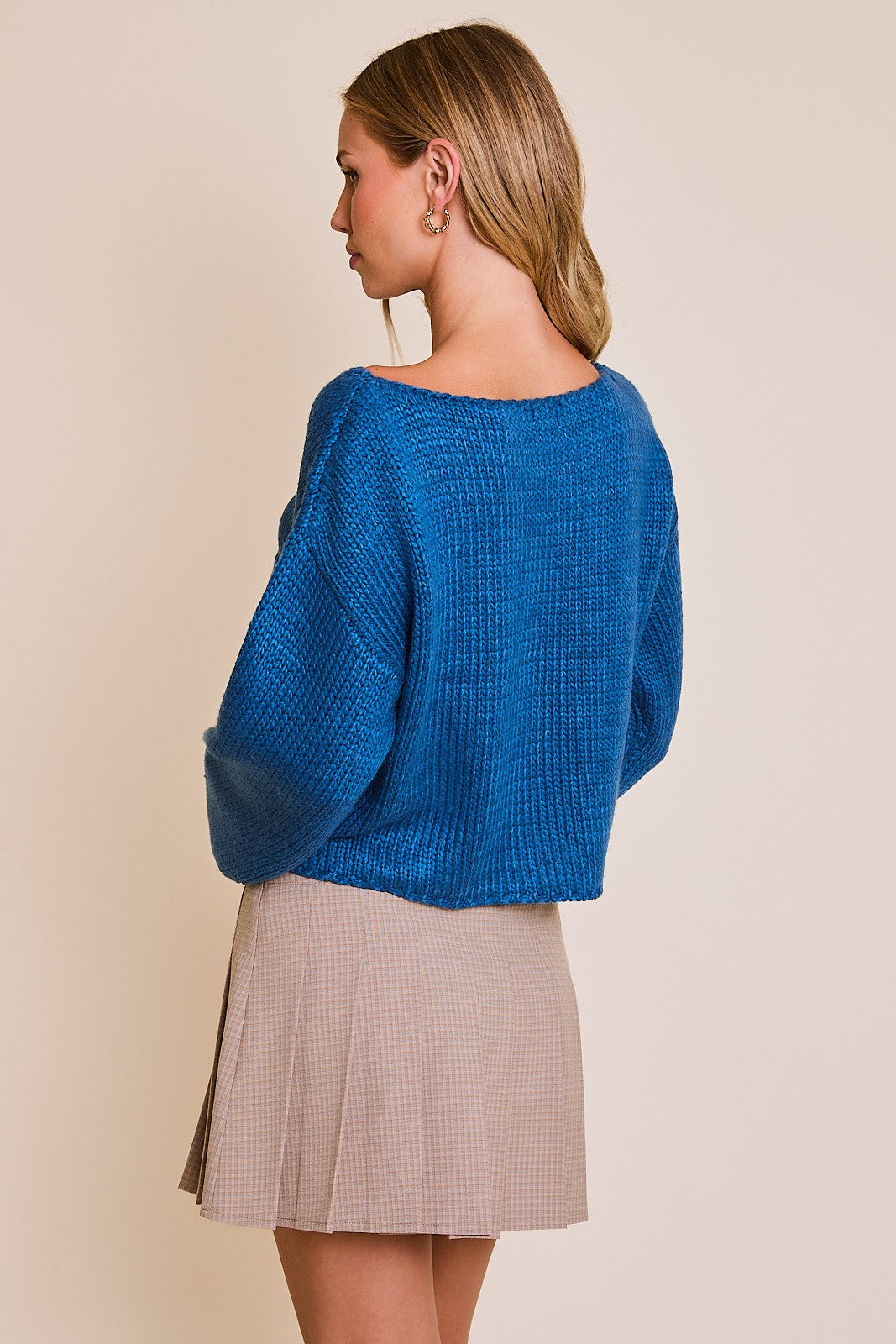 BOXY BOAT NECK SWEATER