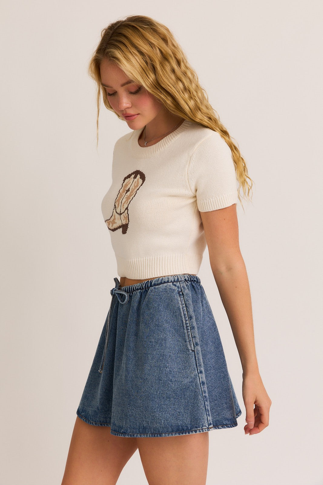 COWBOY BOOT CROP TOP