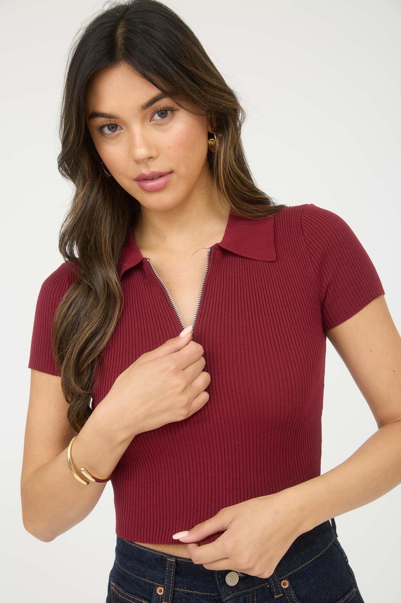 COLLARED ZIP CROP TOP