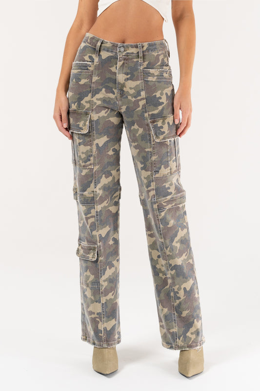 CAMO CARGO JEANS