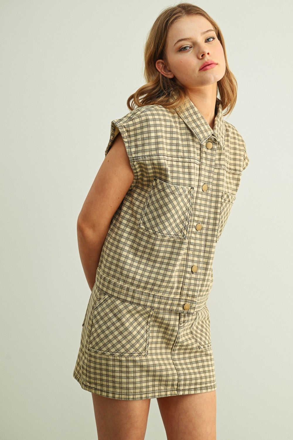 CHECKER PATTERN VEST