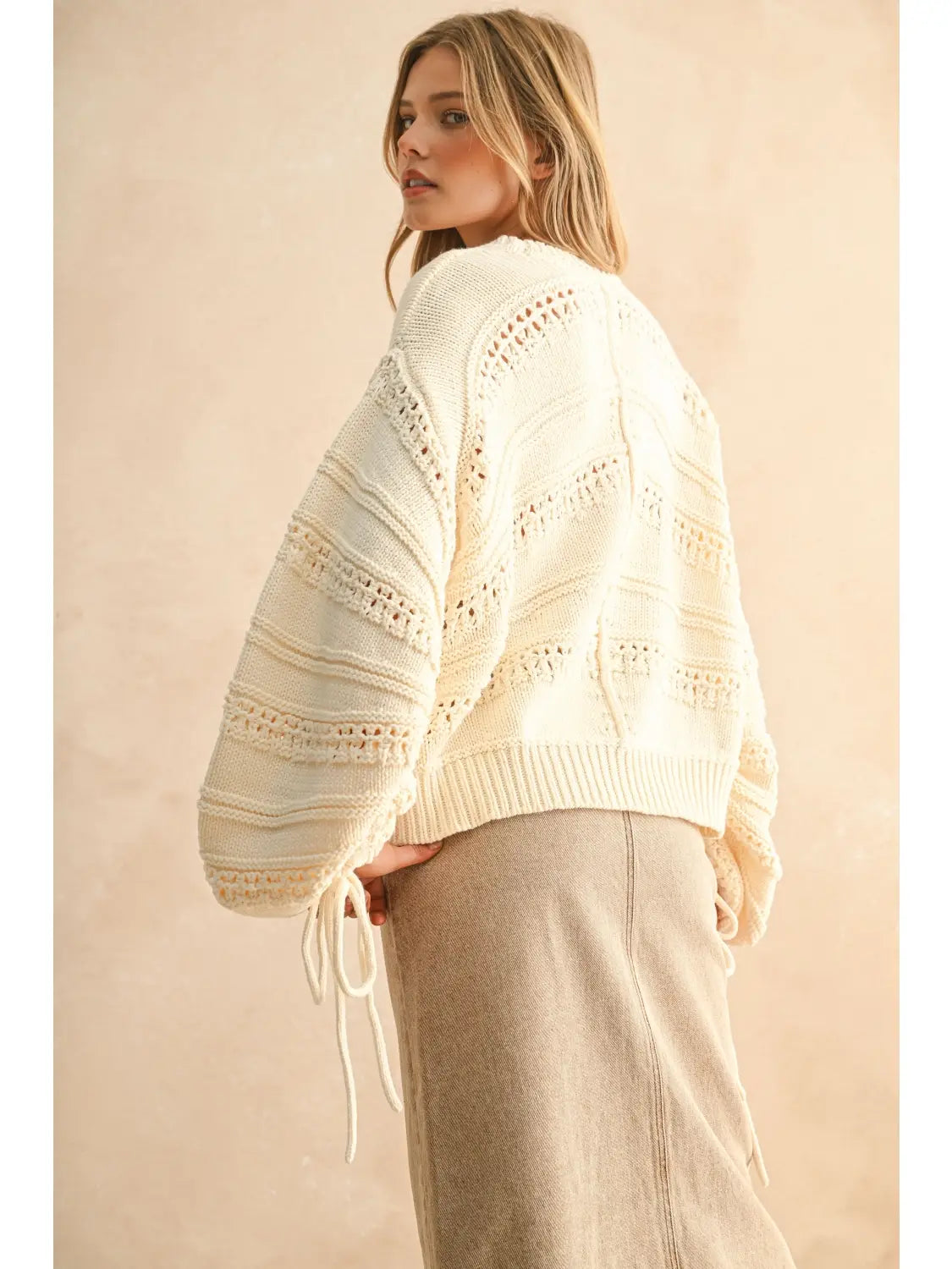 BALLOON SLEEVE SWEATER