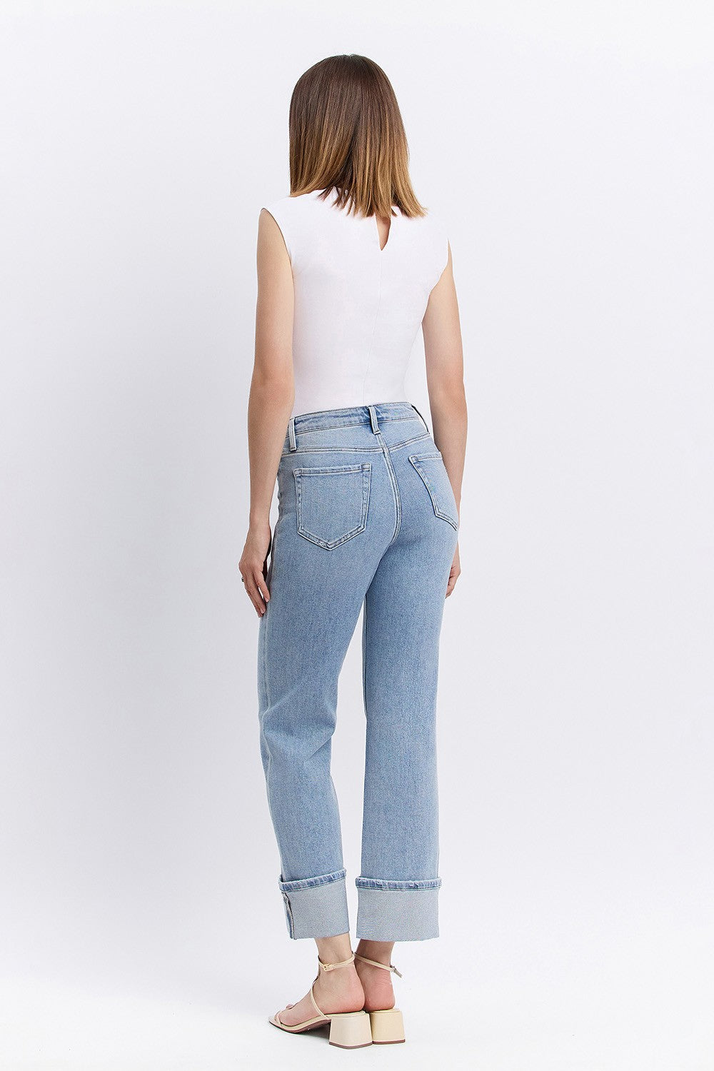 HIGH RISE CUFFED JEANS