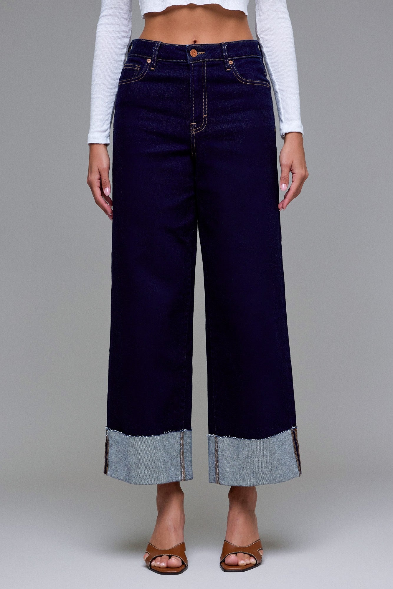 CUFFED DARK RINSE JEANS