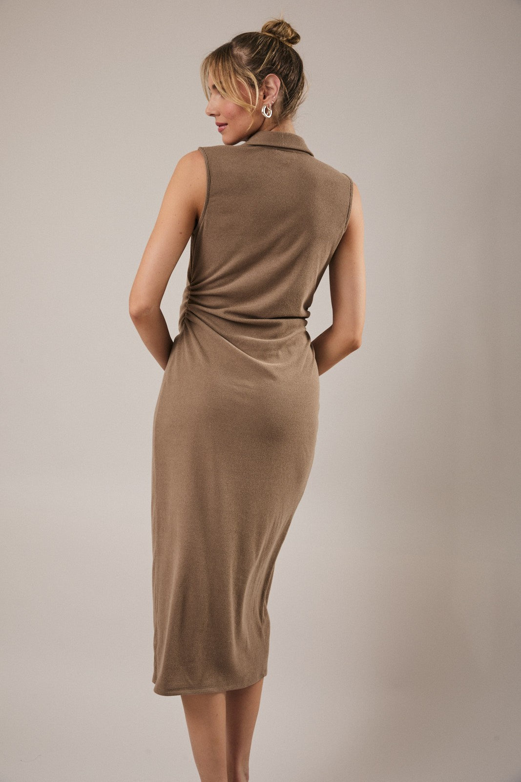 COLLARED BUTTON DETAIL DRESS