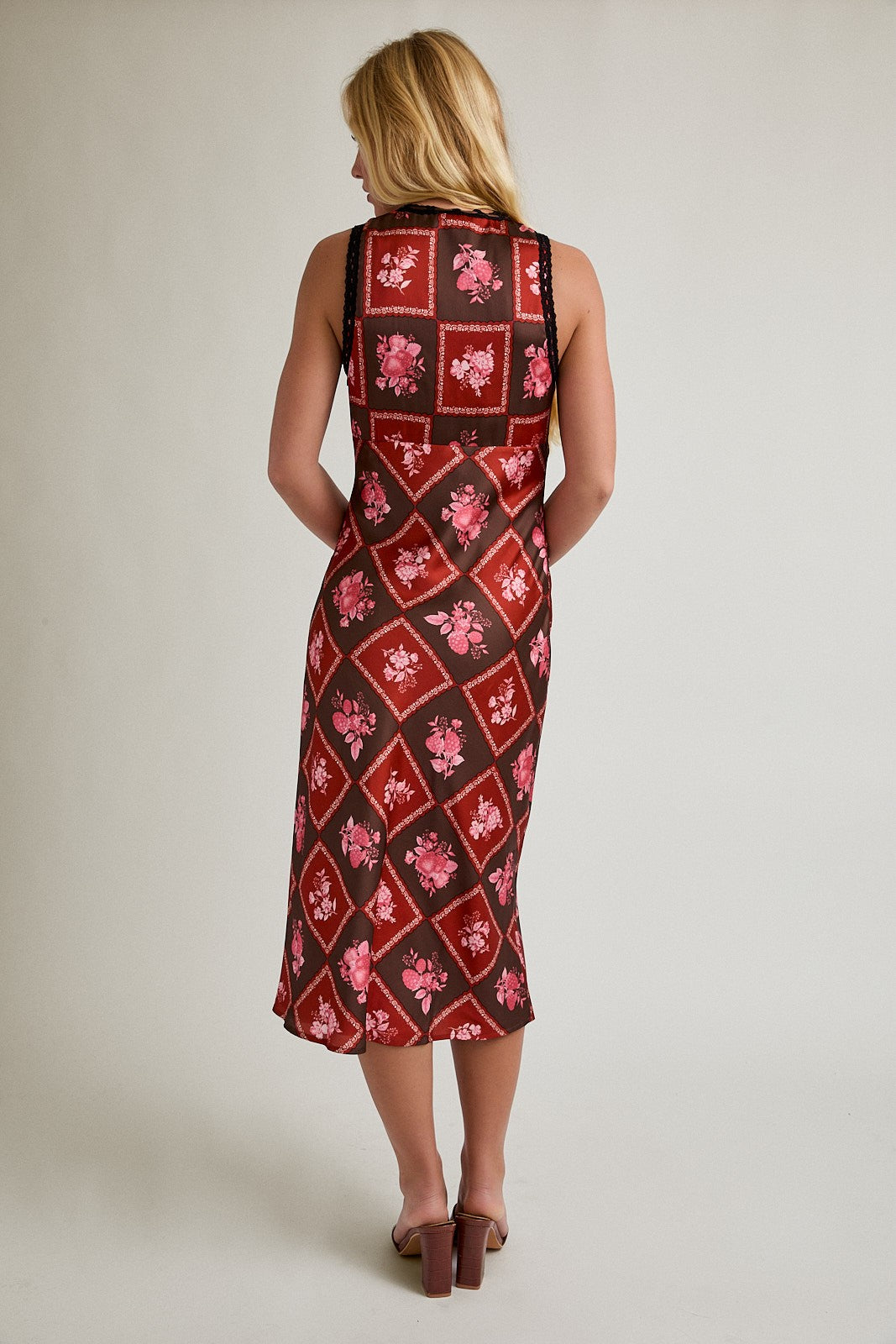 V-NECK LACE TRIM MIDI DRESS