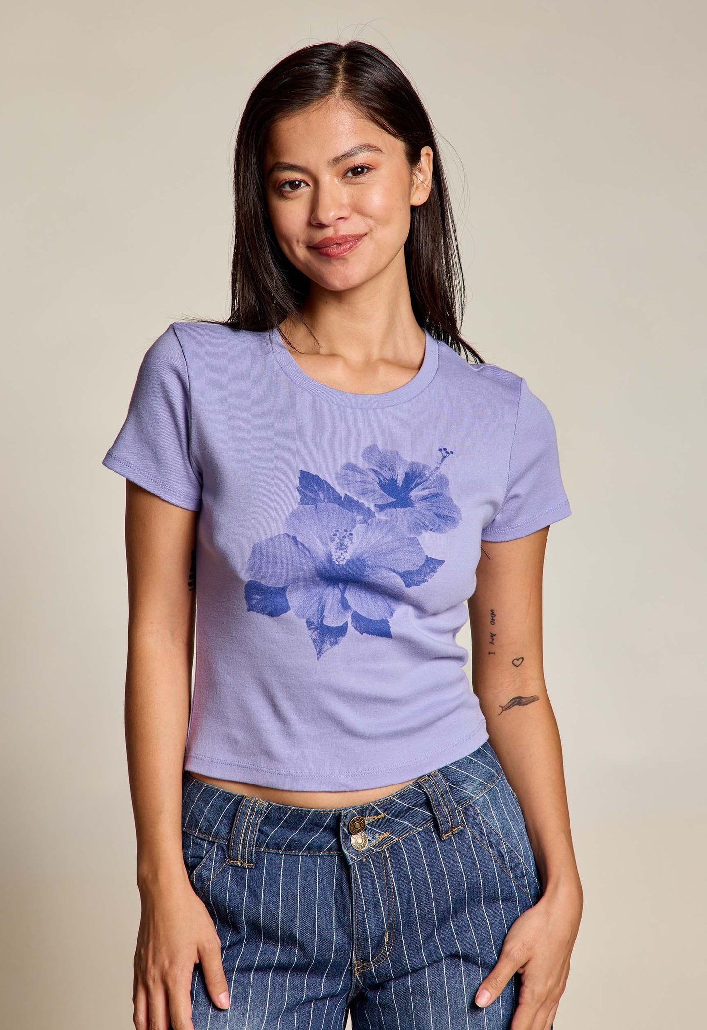 HIBISCUS GRAPHIC TEE