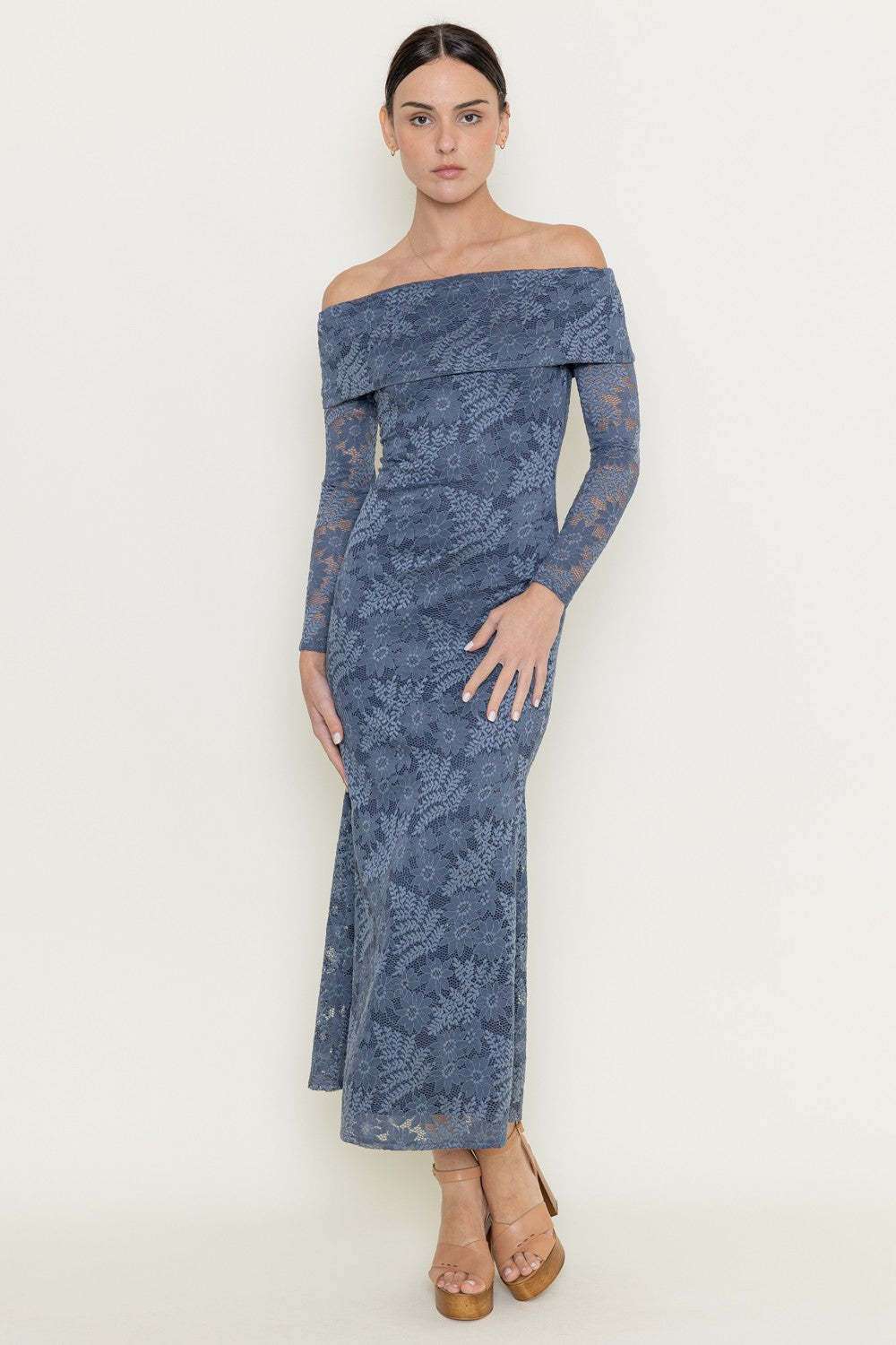 OFF SHOULDER LACE DRESS