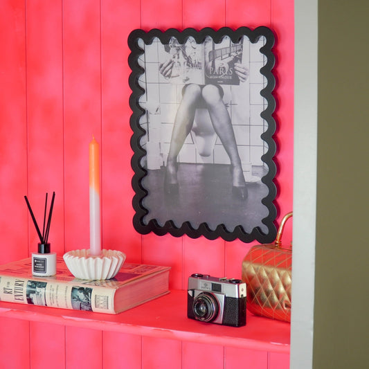 WAVY PICTURE FRAME