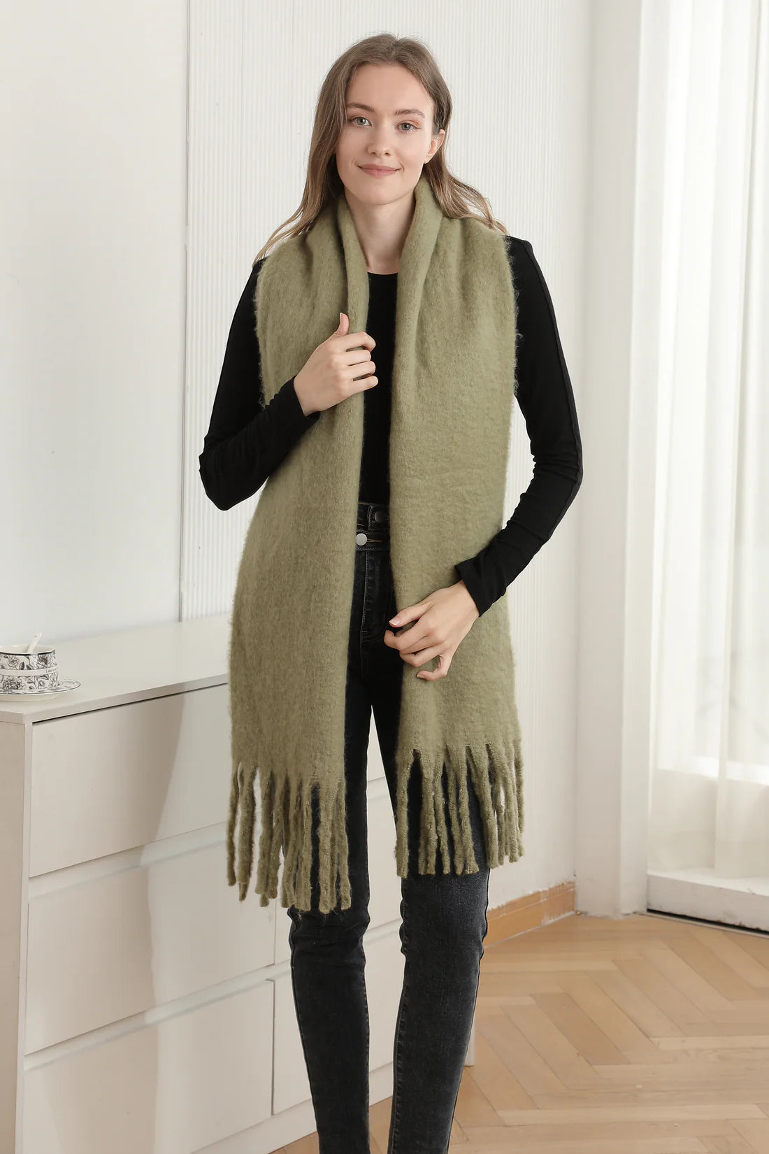 SOLID COLOR OBLONG SCARF