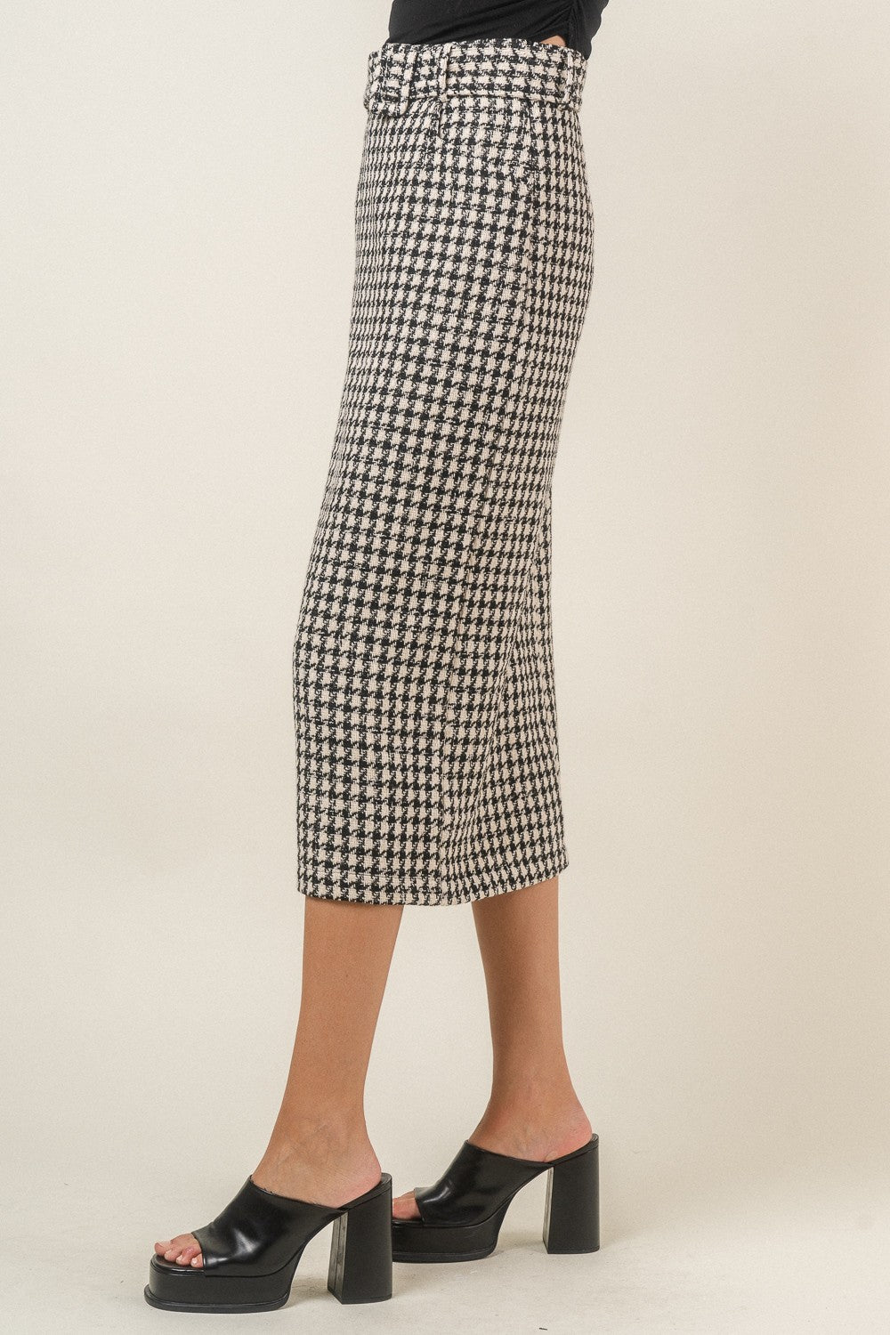 BELTED HOUNDSTOOTH SKIRT