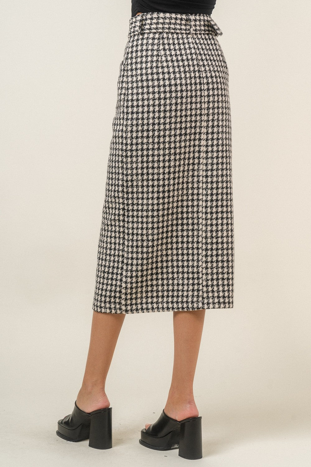 BELTED HOUNDSTOOTH SKIRT