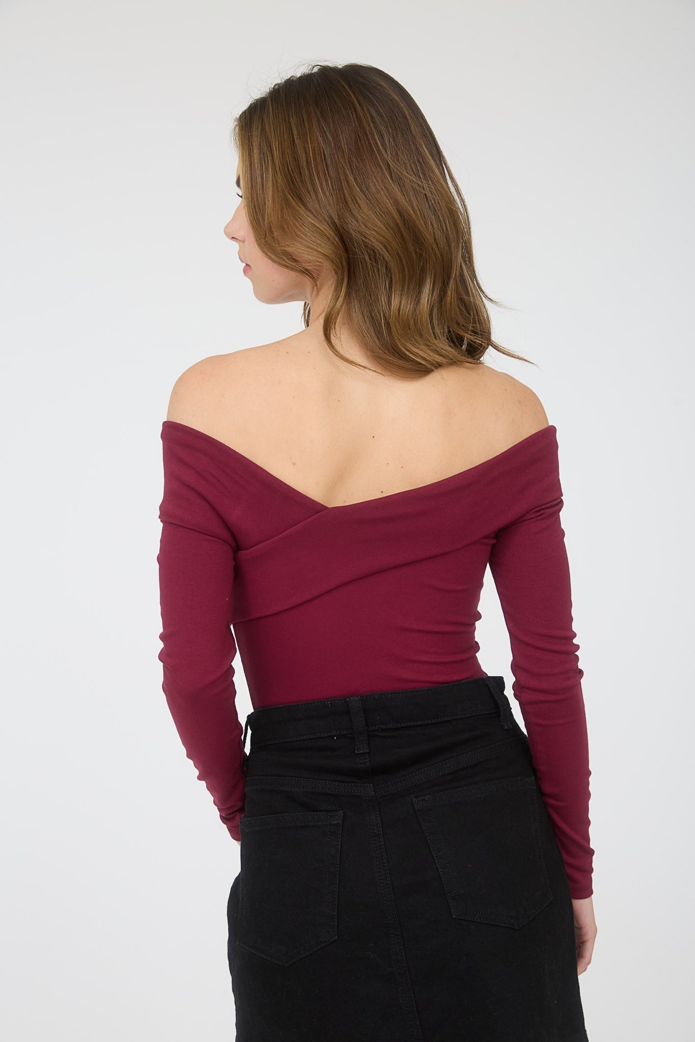 OFF SHOULDER LONG SLEEVE TOP