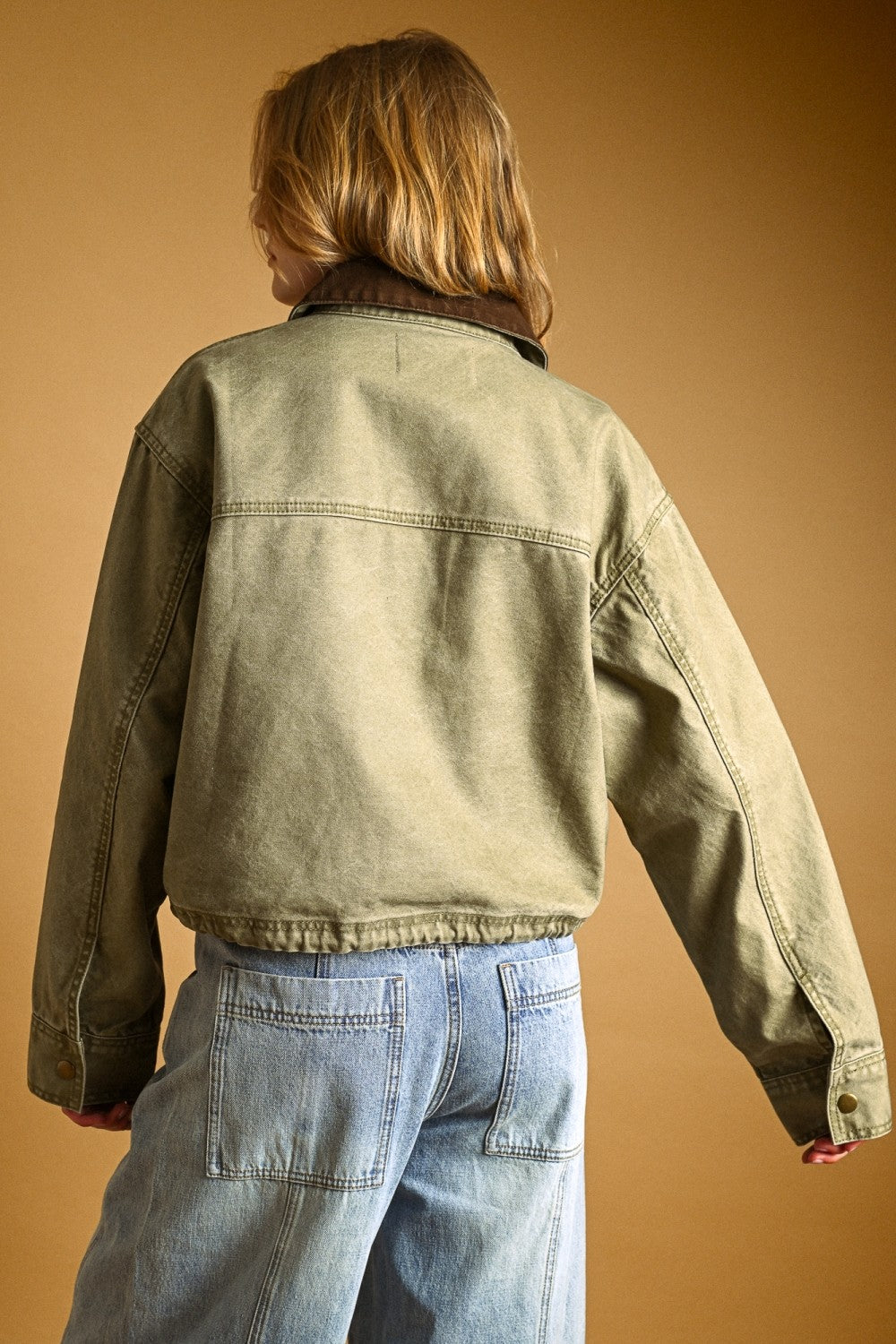 CONTRAST UTILITY JACKET