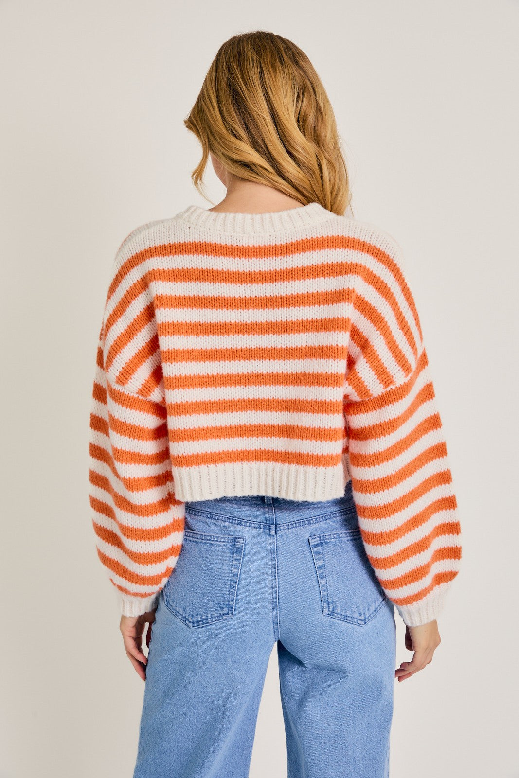 CROPPED STRIPE SWEATER