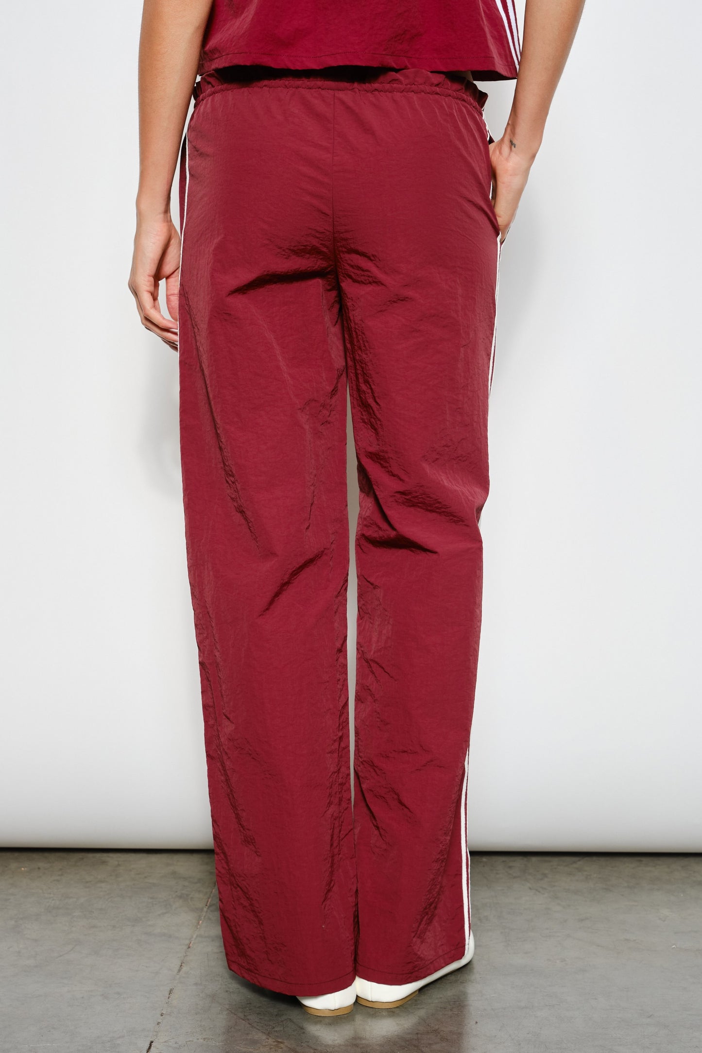 STRAIGHT LEG TRACK PANT