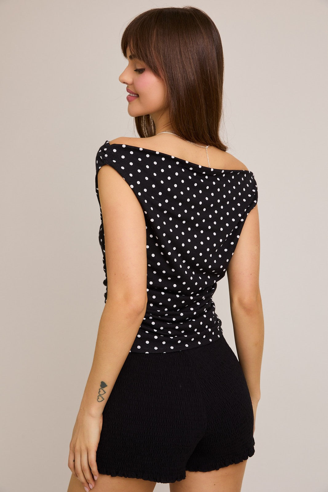 OFF SHOULDER POLKA DOT TOP