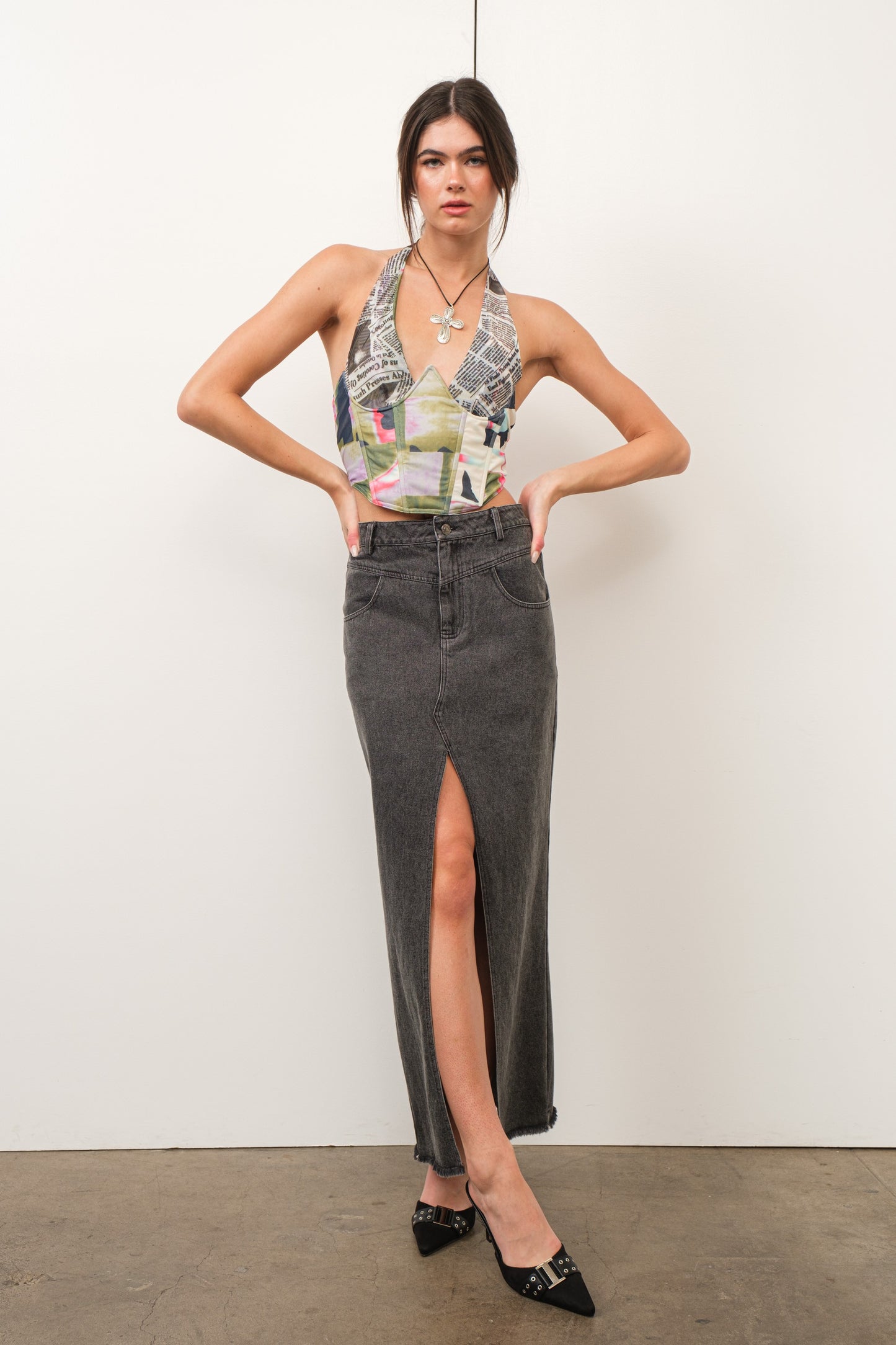 MULTI PRINT HALTER TOP