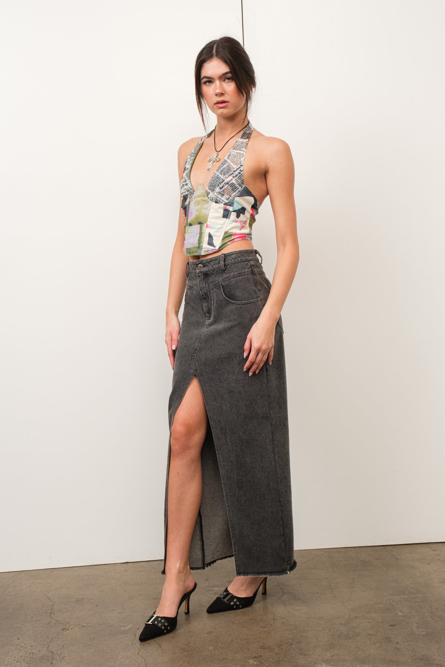 MULTI PRINT HALTER TOP