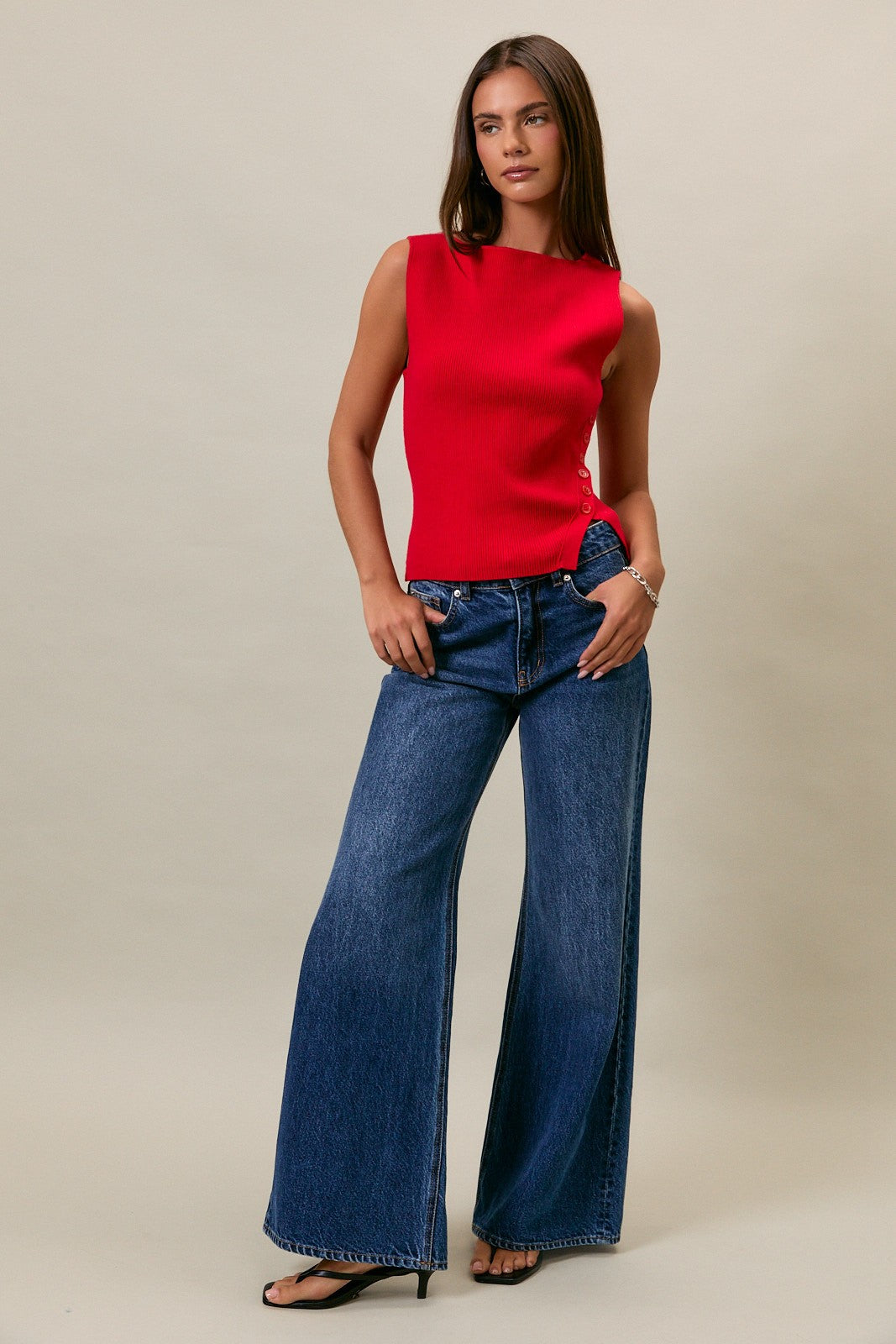 BOAT NECK BUTTON DETAIL TOP