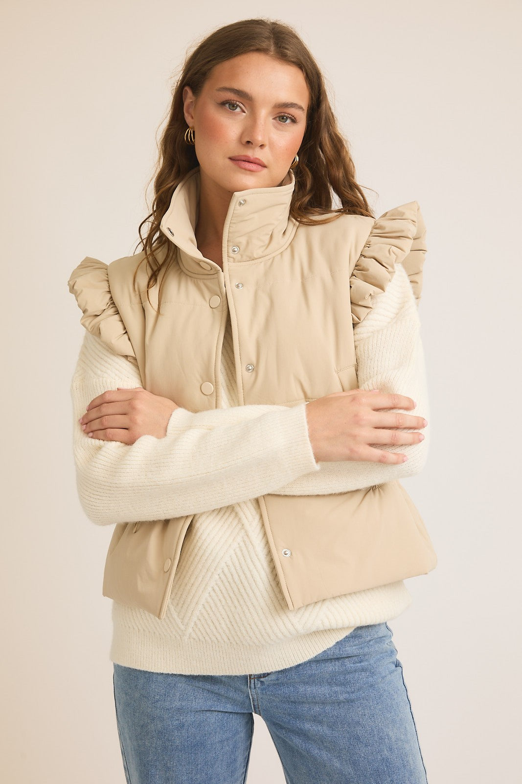 RUFFLE SLEEVE PUFFER VEST