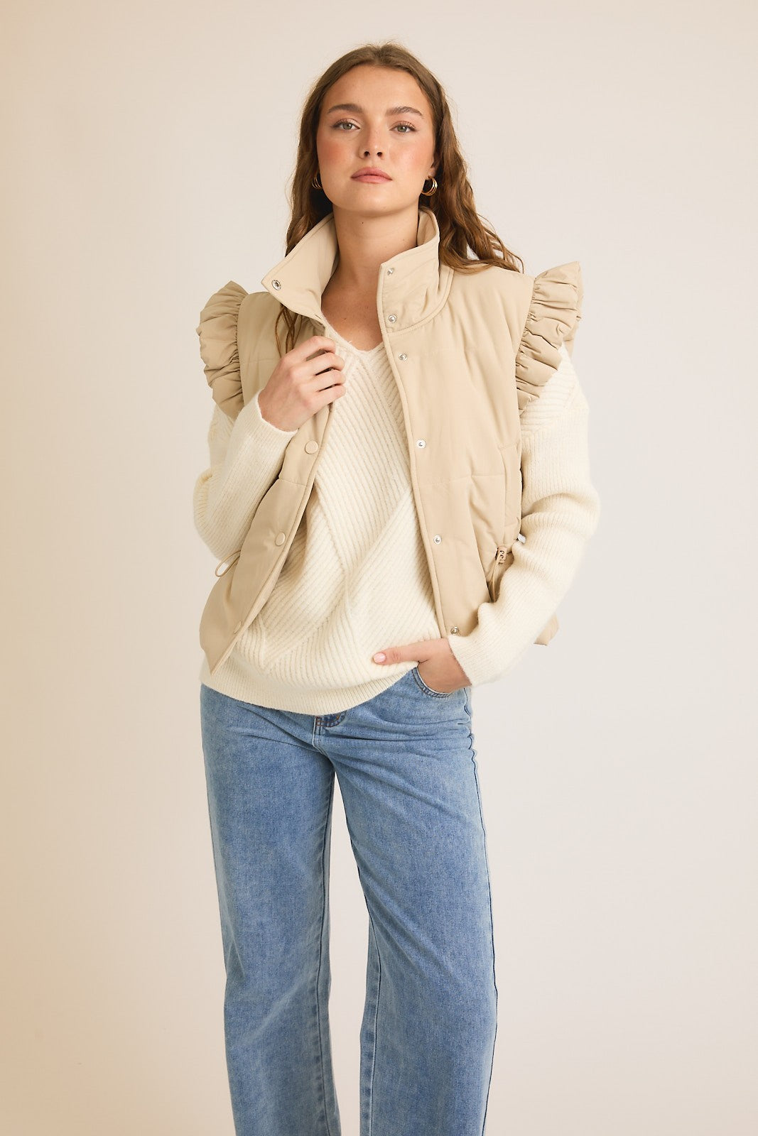 RUFFLE SLEEVE PUFFER VEST