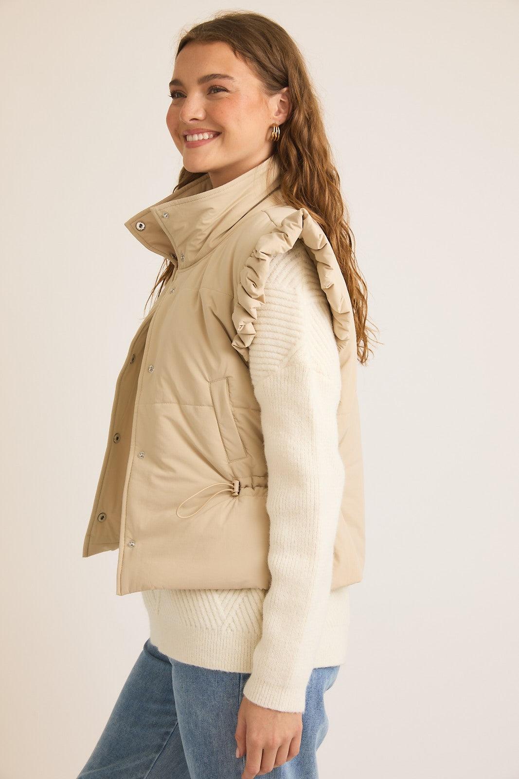 RUFFLE SLEEVE PUFFER VEST
