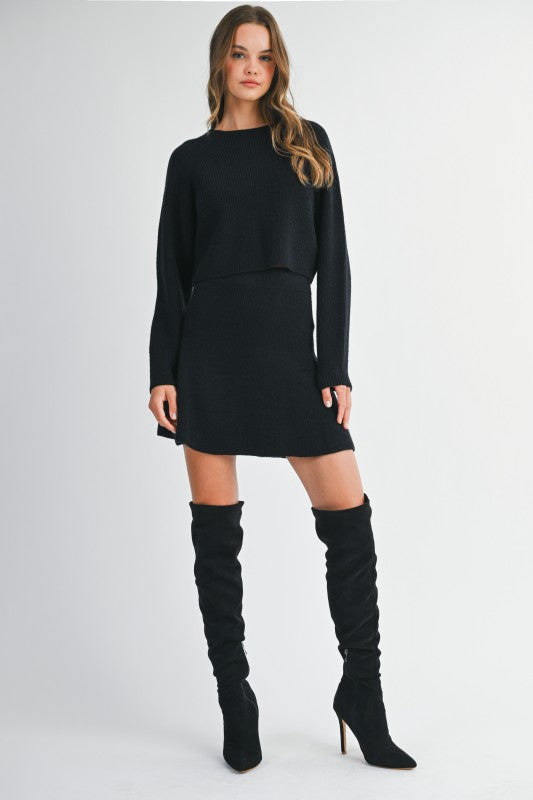 CROPPED RIB SWEATER