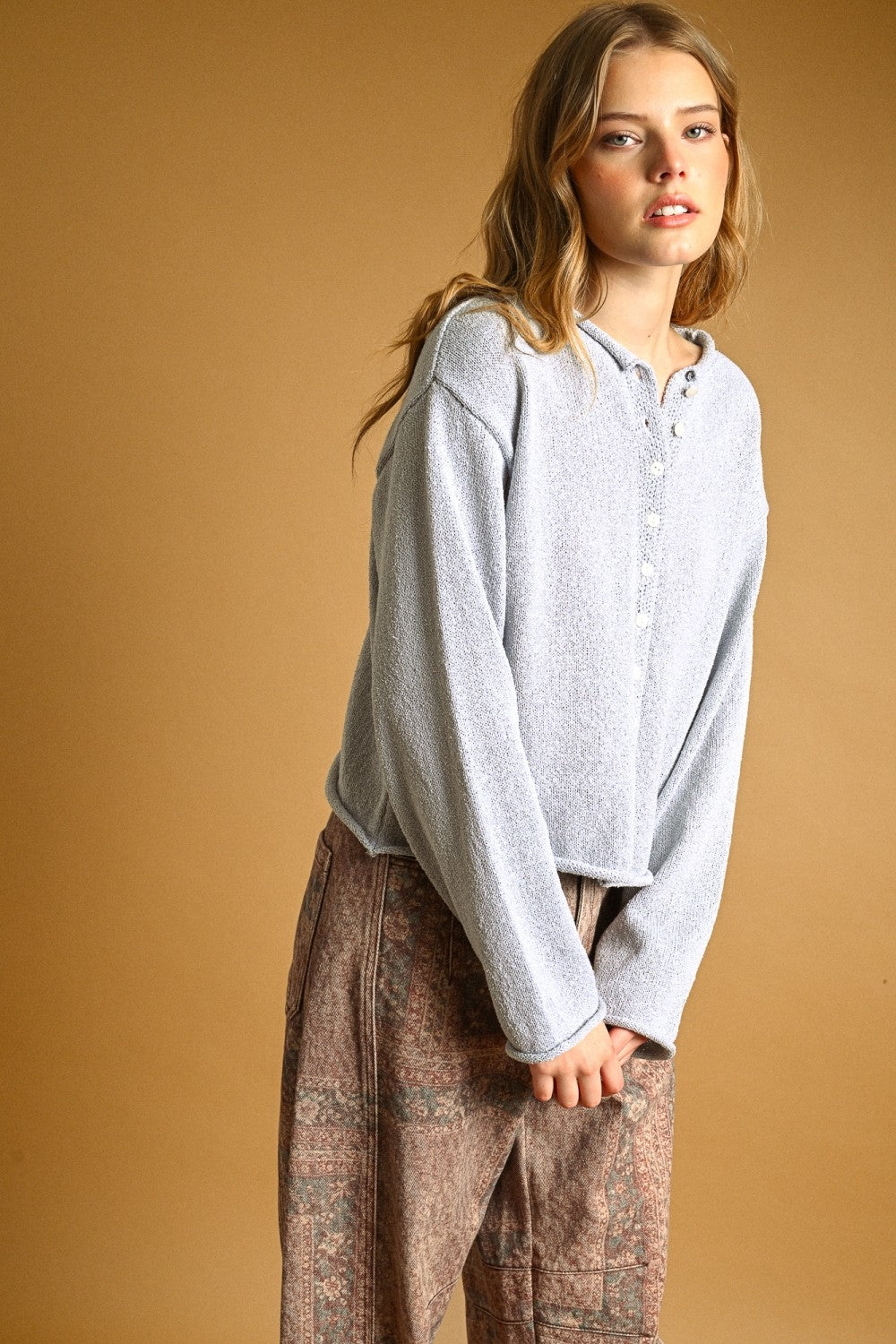 SKY BLUE BUTTON CARDY