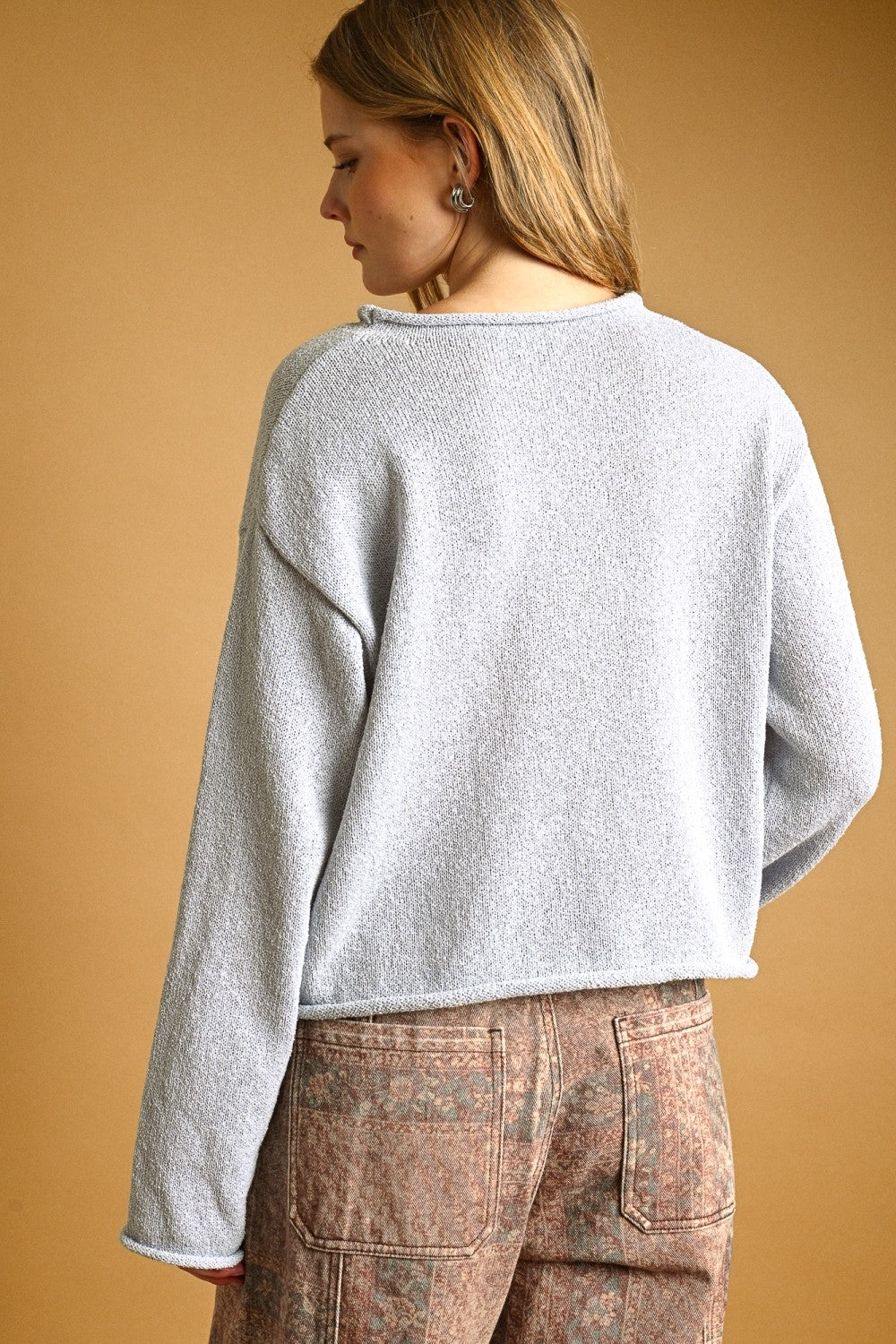 SKY BLUE BUTTON CARDY